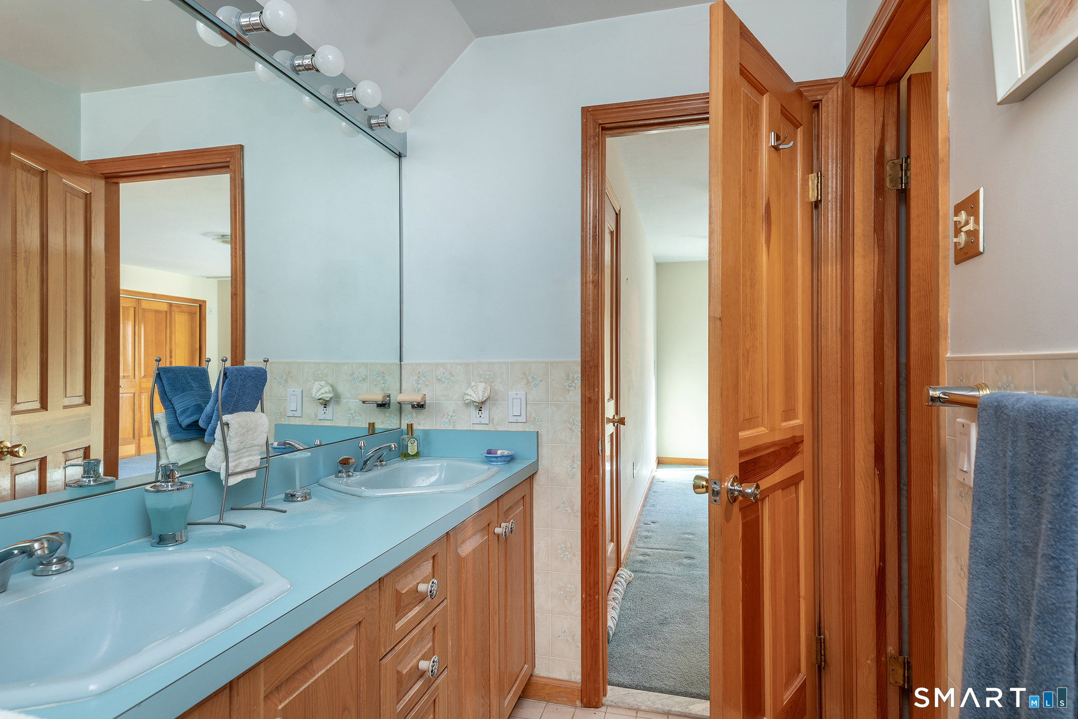 233 Southbury Road Property Photo 23