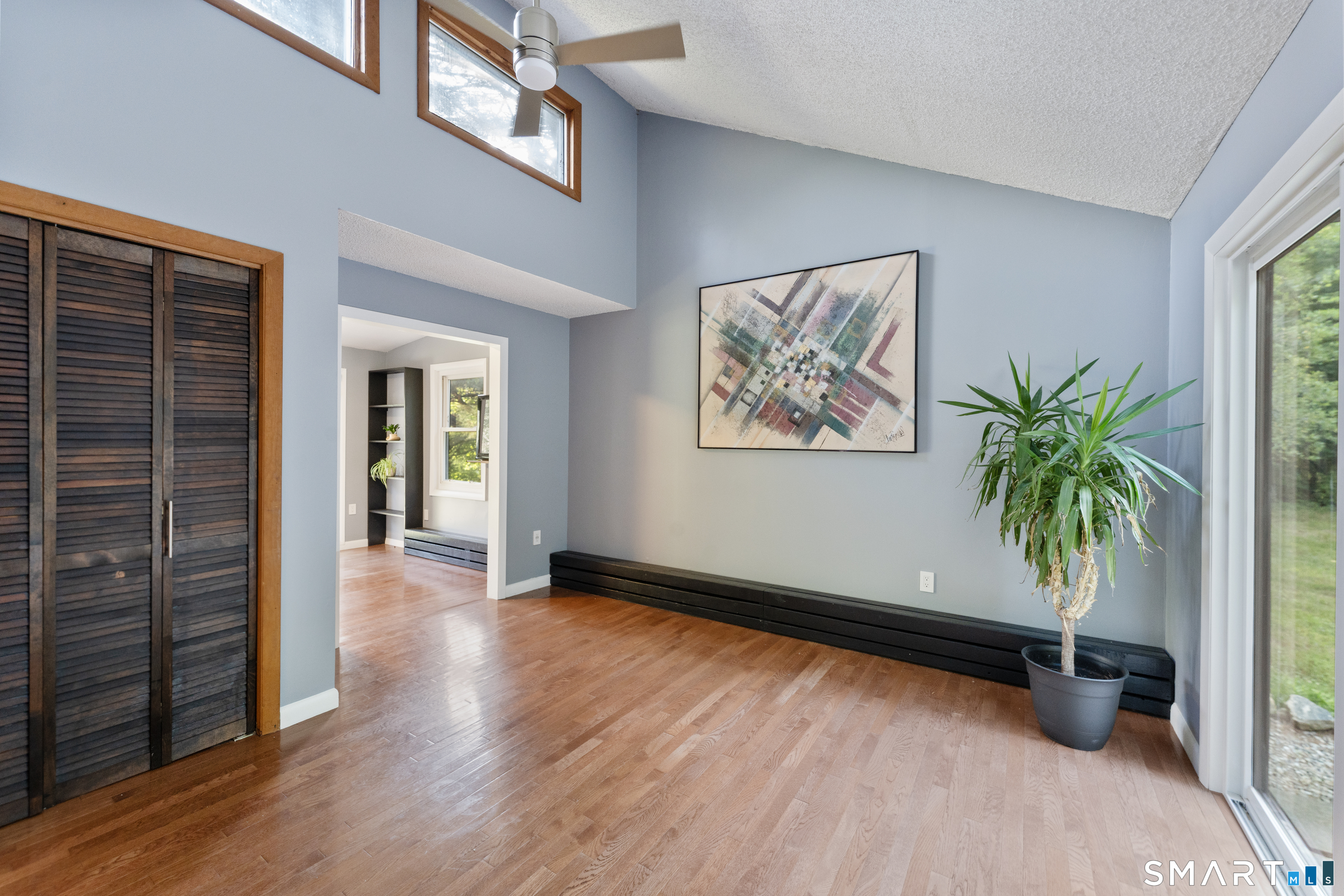 564 Hubbard Road Property Photo 11