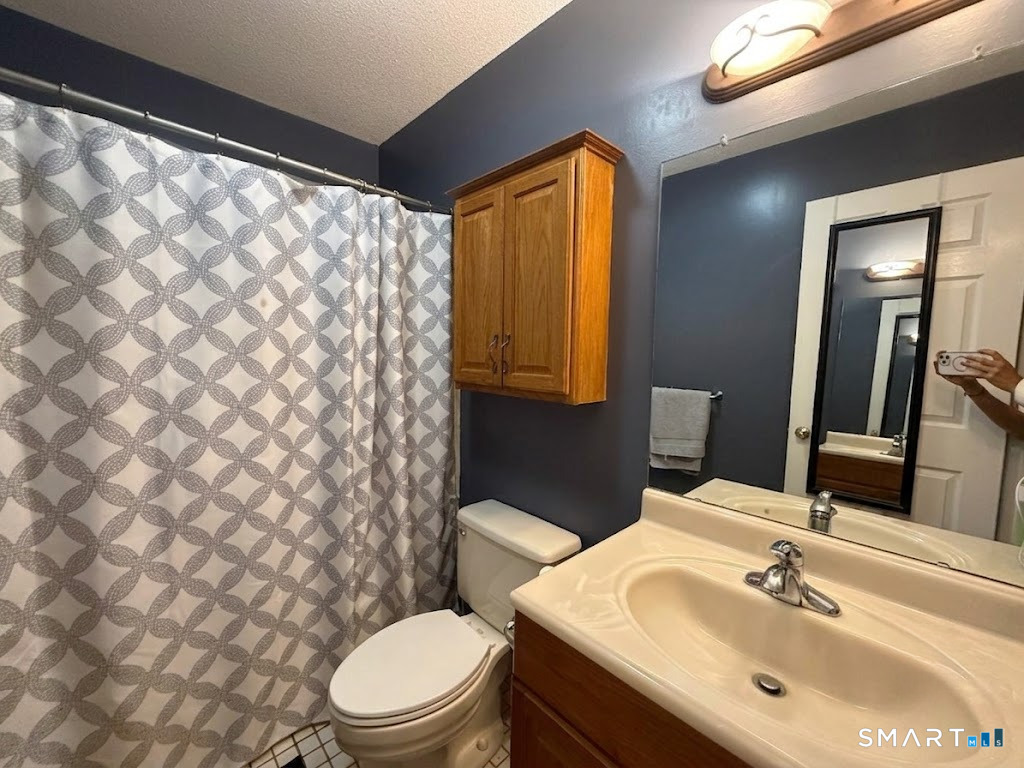 6 Concorde B4 Way Property Photo 12
