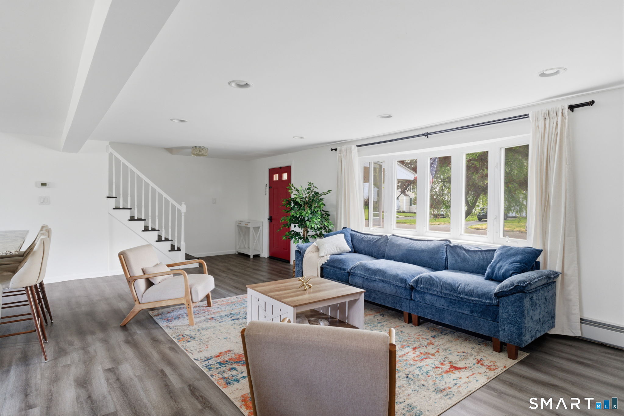 25 Toll Gate Road Property Photo 3