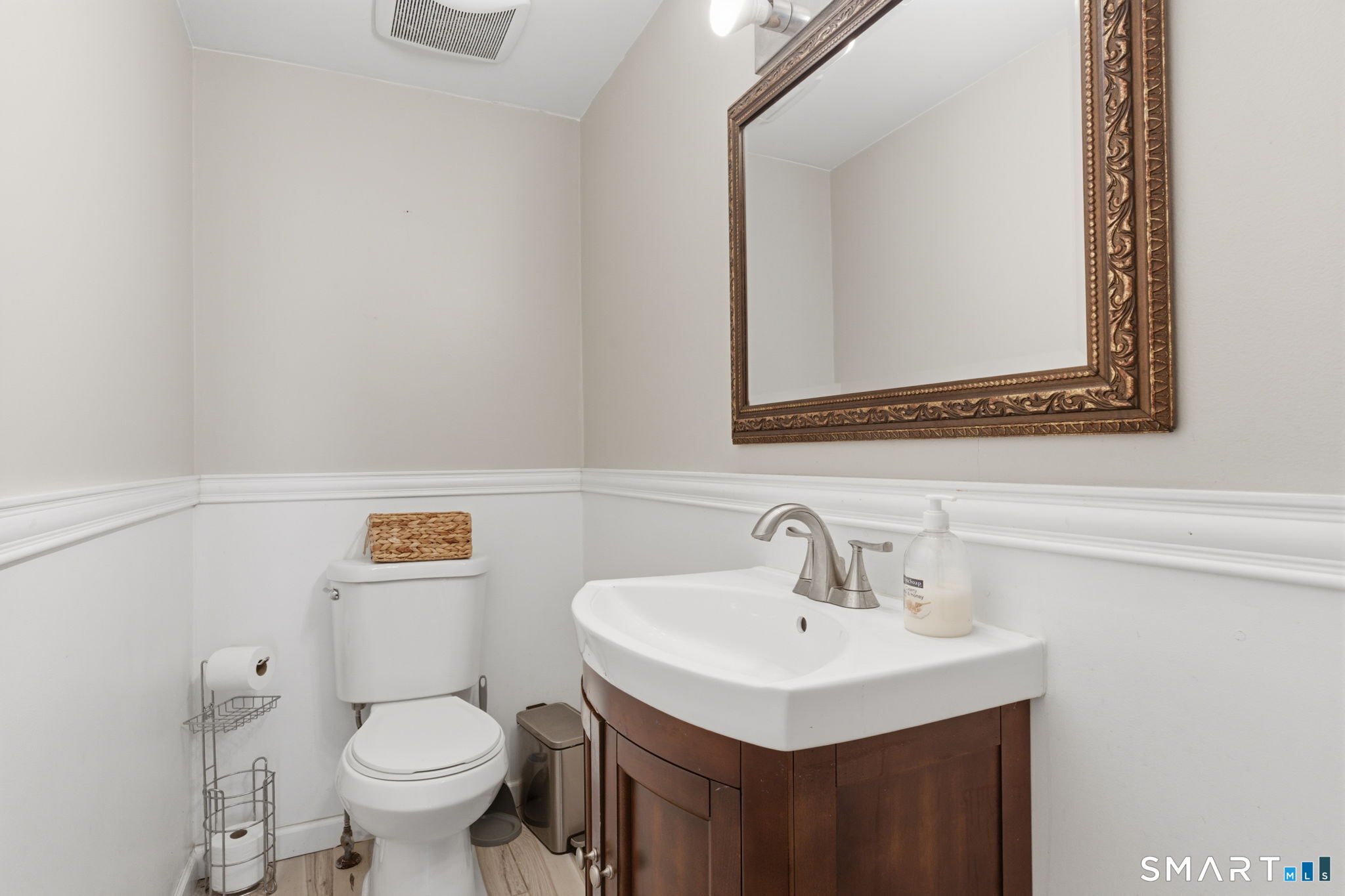 25 Toll Gate Road Property Photo 14
