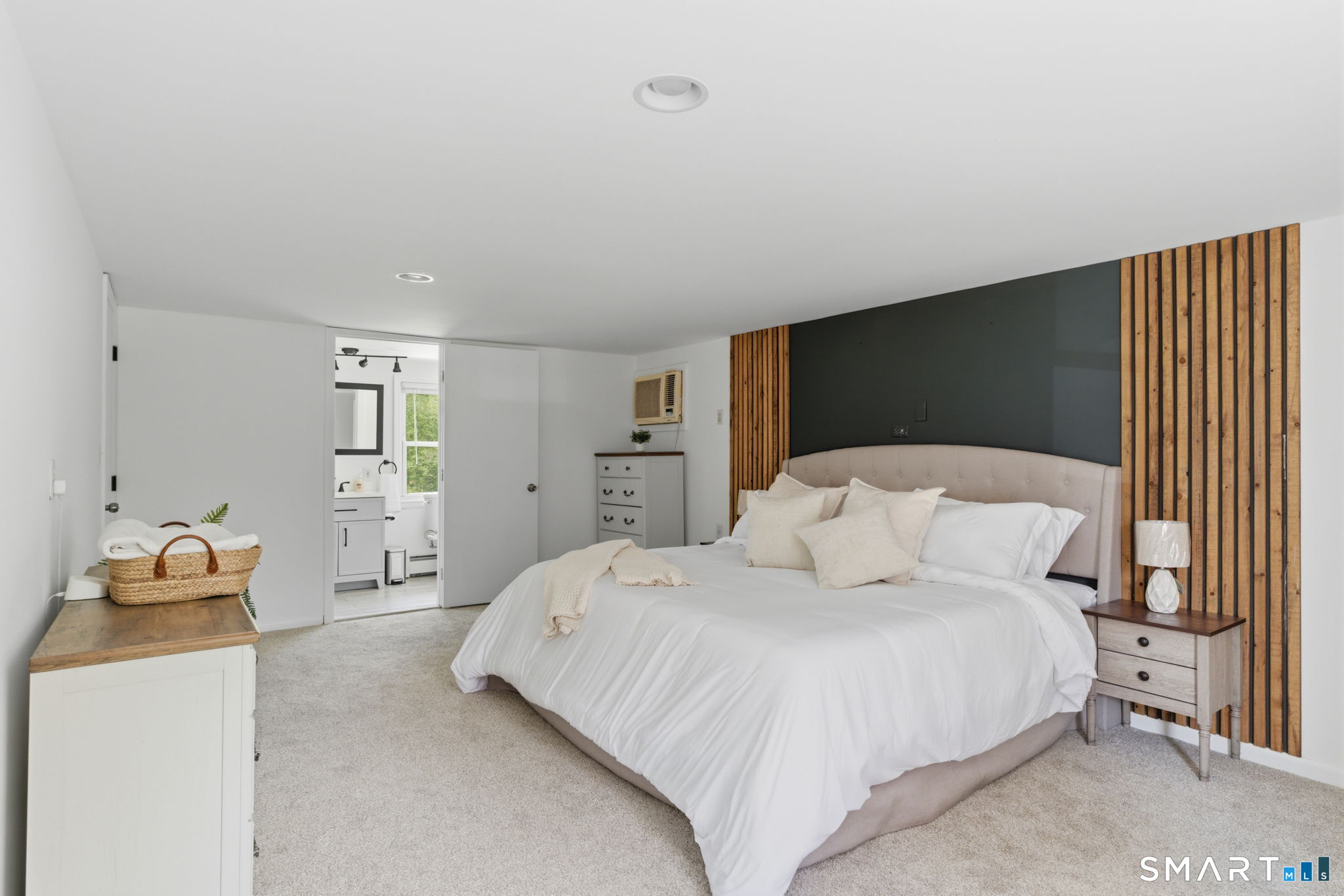 25 Toll Gate Road Property Photo 16