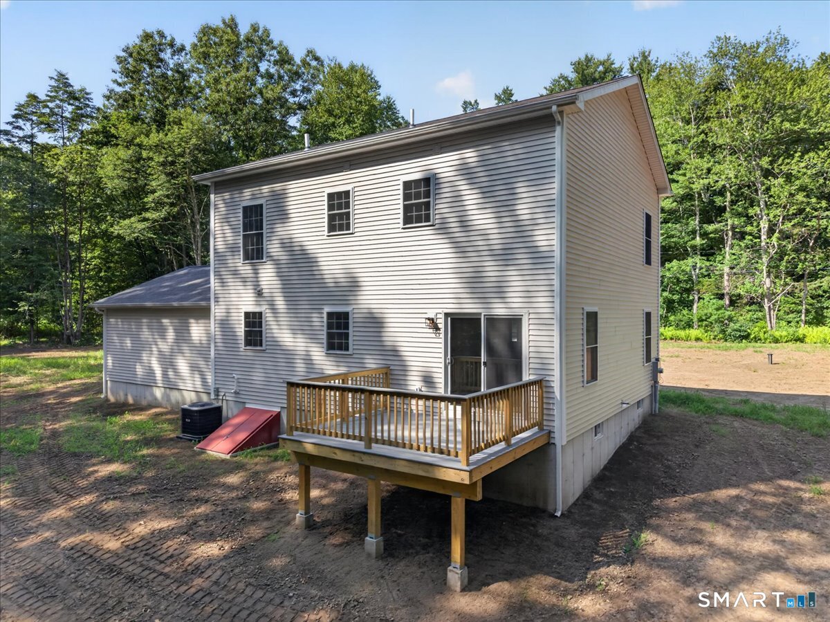 1033 Old Colchester Road Property Photo 4