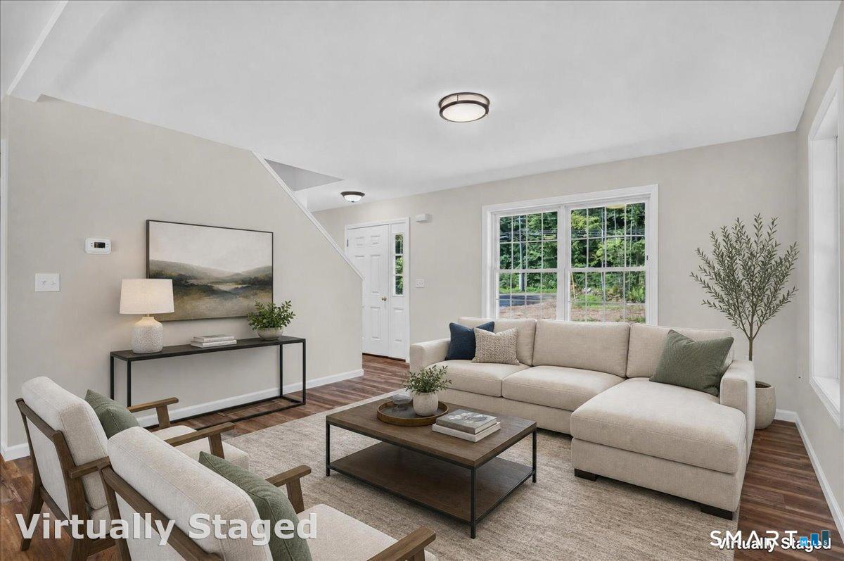 1033 Old Colchester Road Property Photo 16