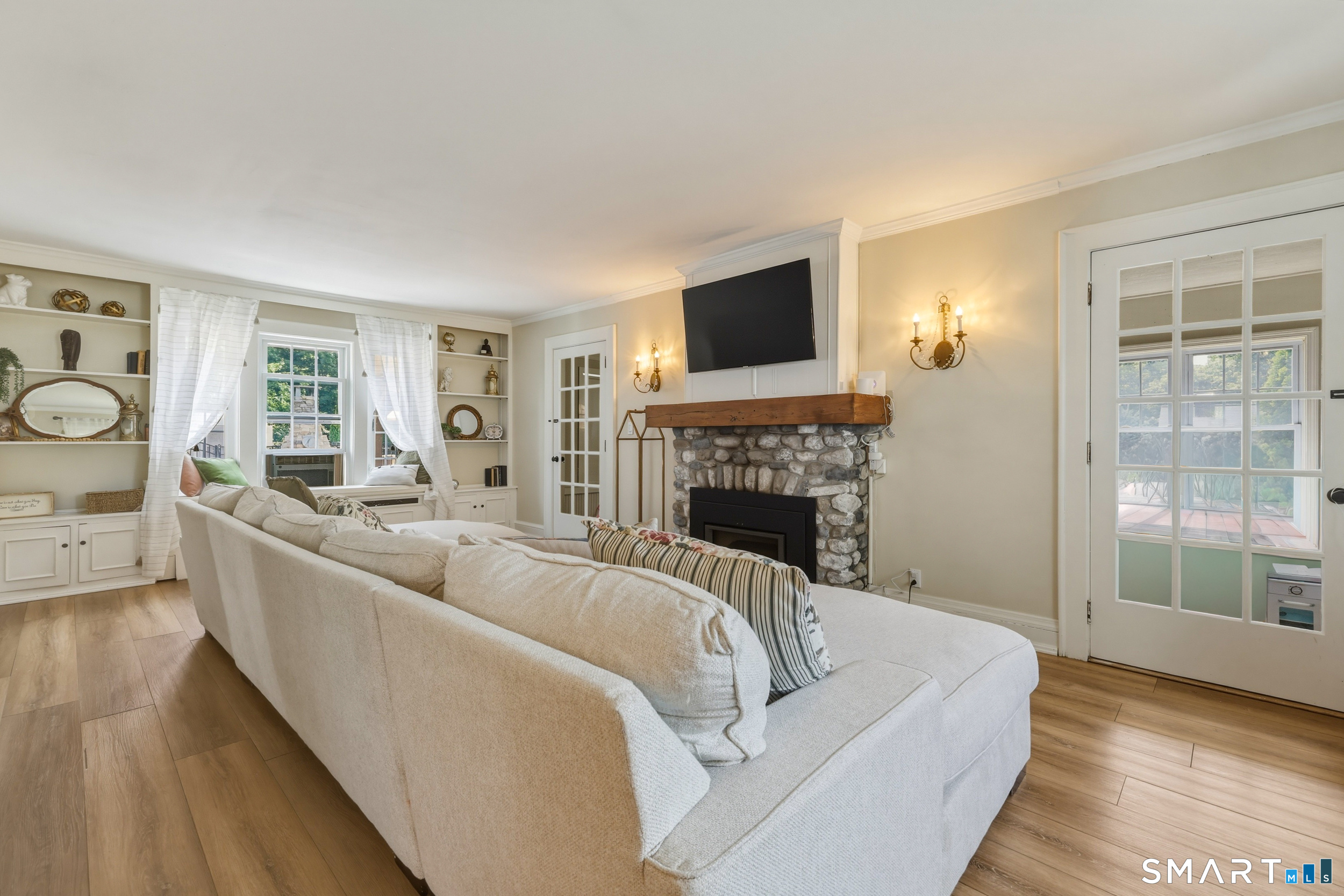 22 Sylvan Avenue Property Photo 16