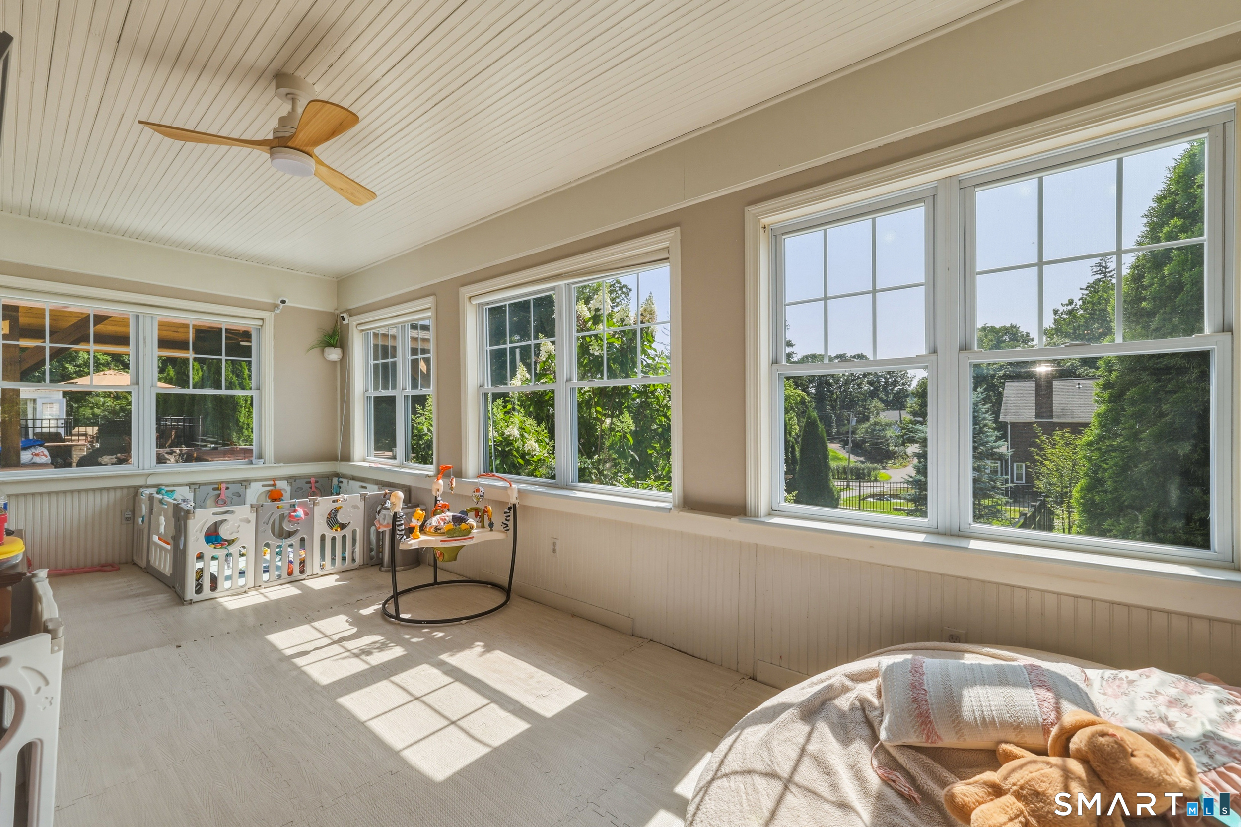 22 Sylvan Avenue Property Photo 20