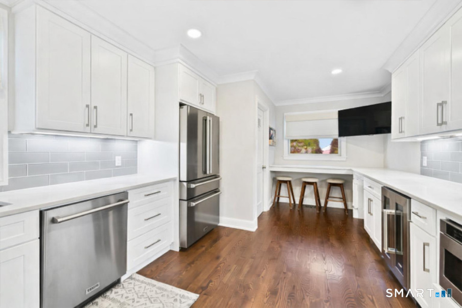 43 Burdsall Drive Property Photo 6