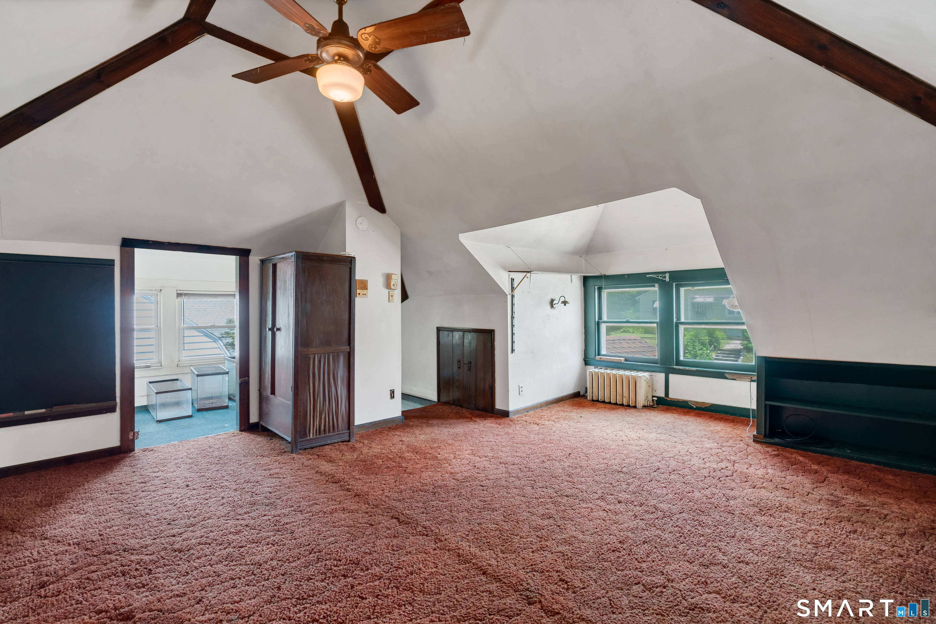 445 Farmington Avenue Property Photo 28