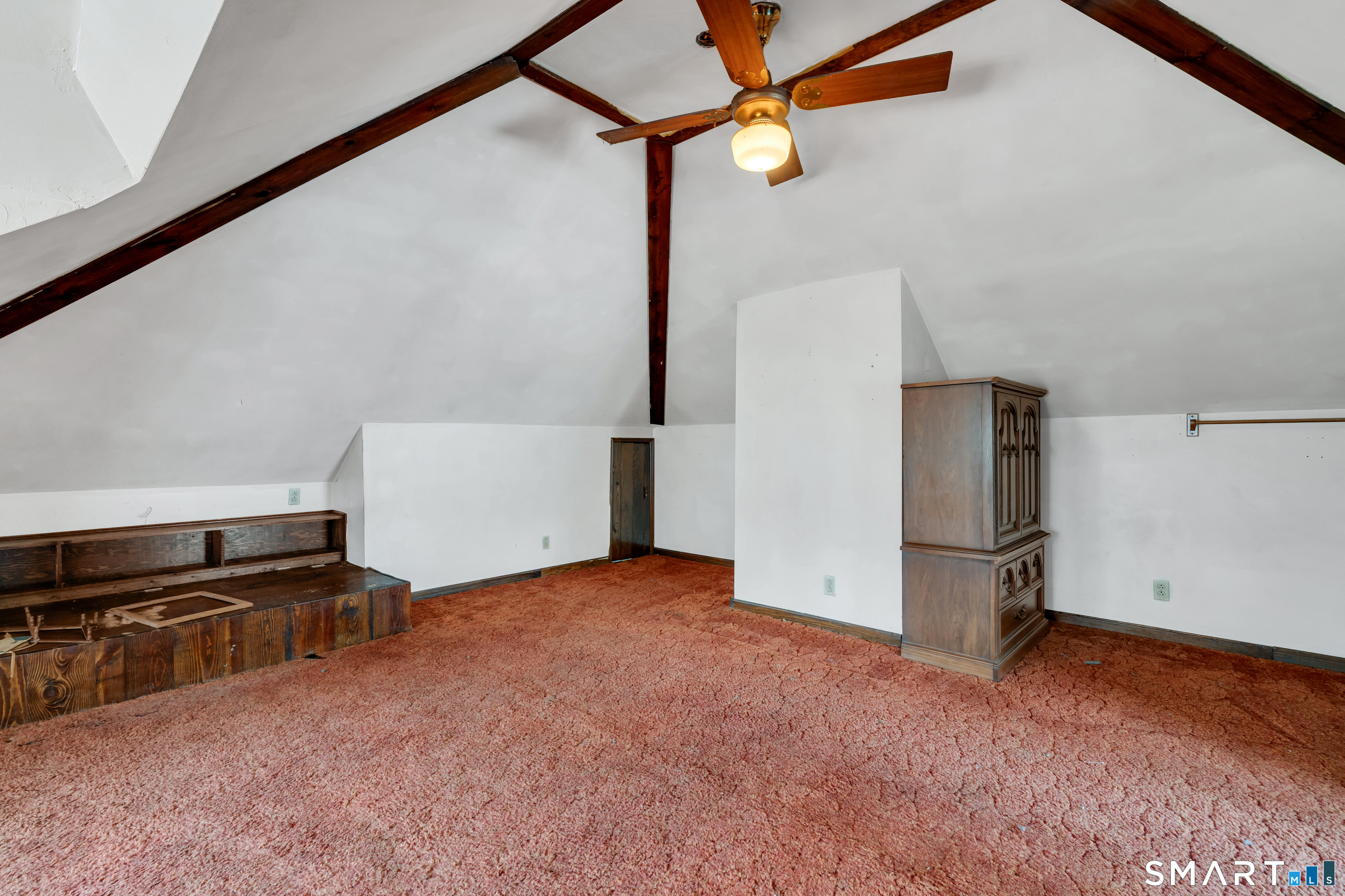 445 Farmington Avenue Property Photo 29