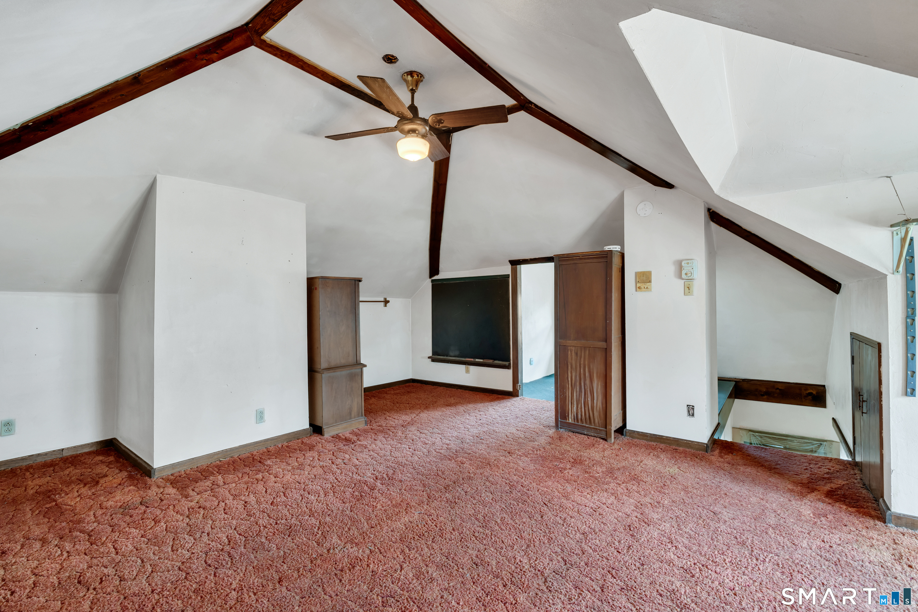 445 Farmington Avenue Property Photo 30
