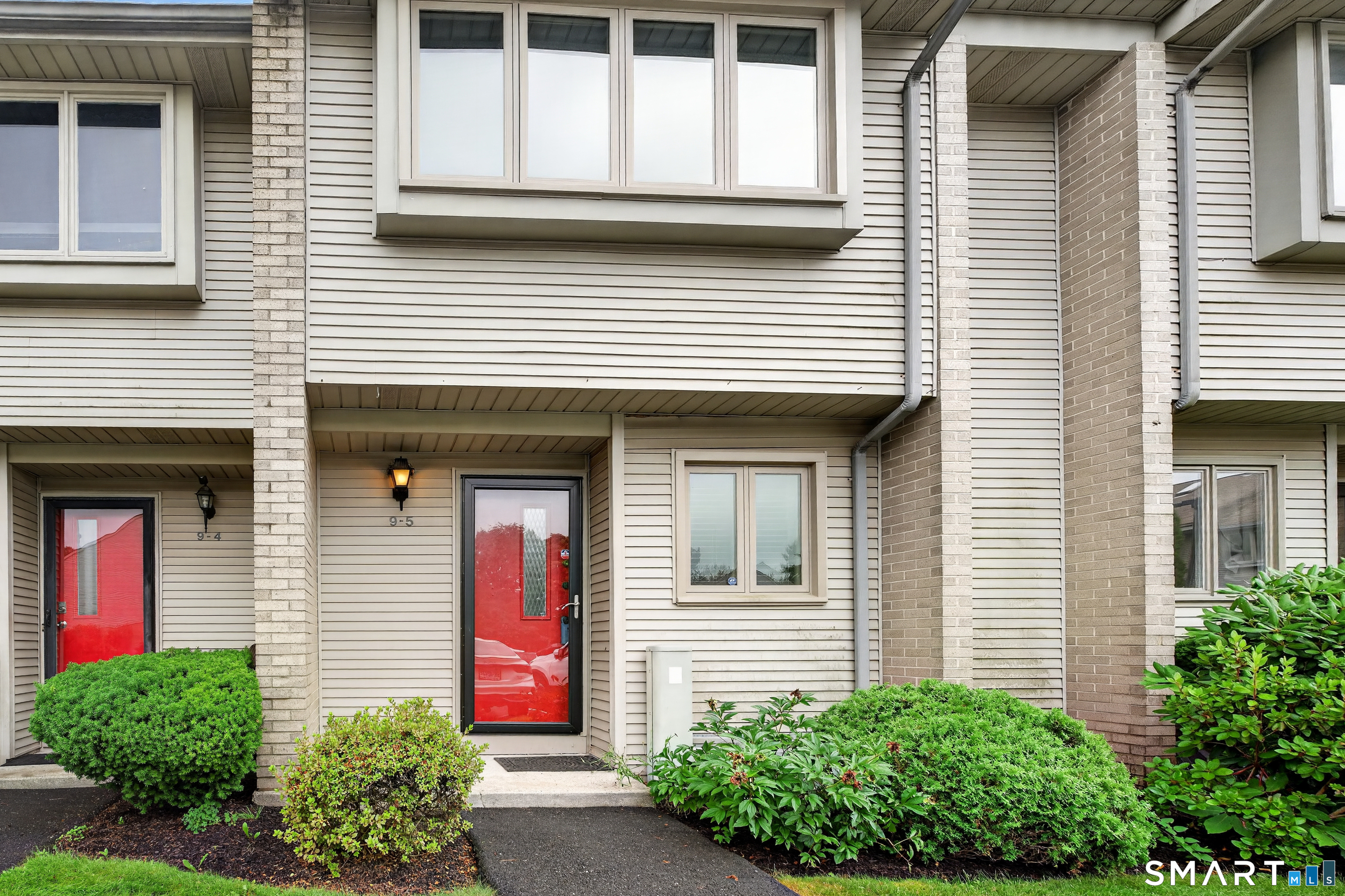 827 Oronoke 9-5 Road Property Photo 1