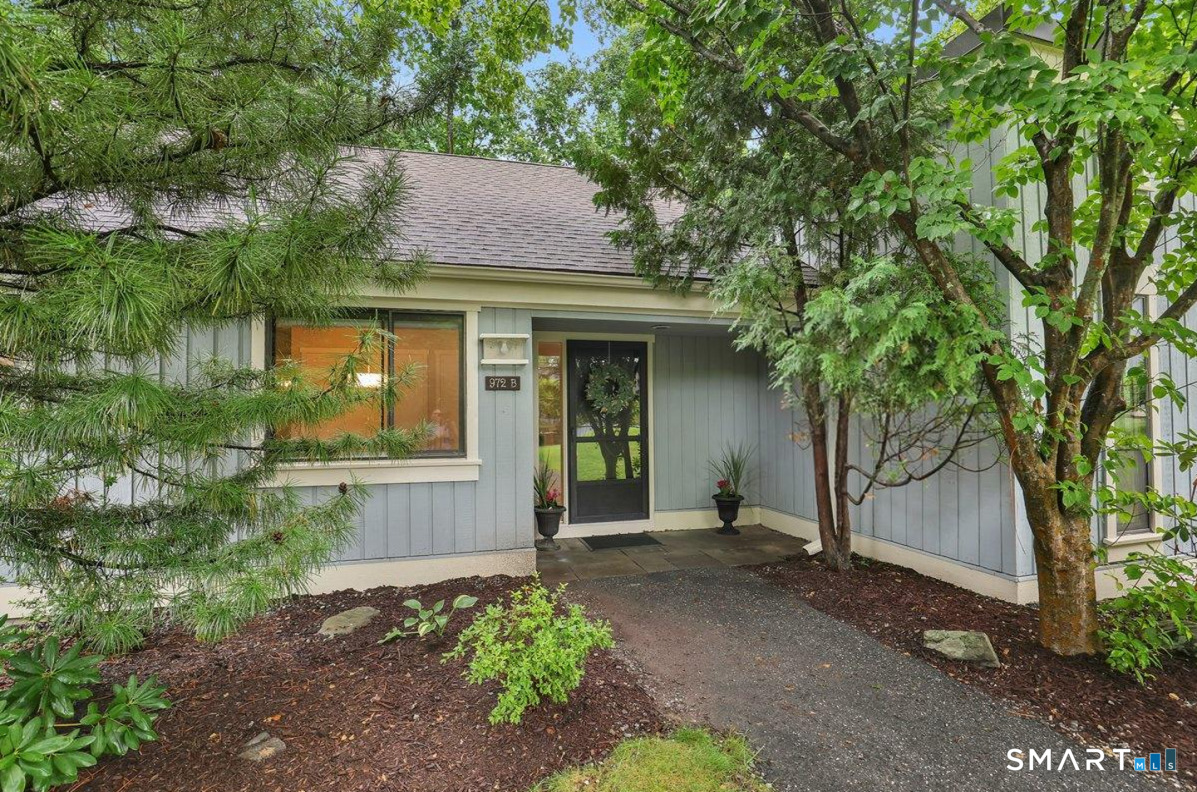 972 Heritage B Village Property Photo 2