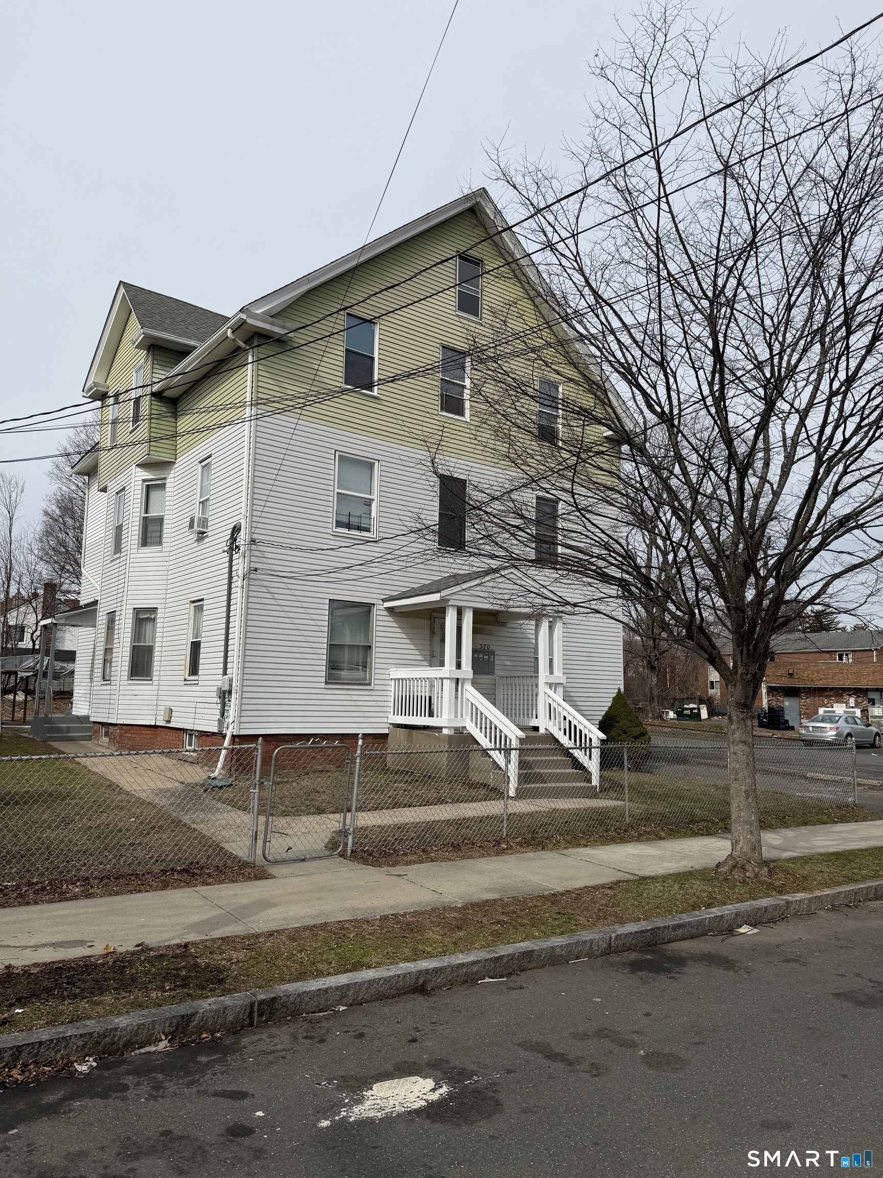 370 Washington Street Property Photo 1