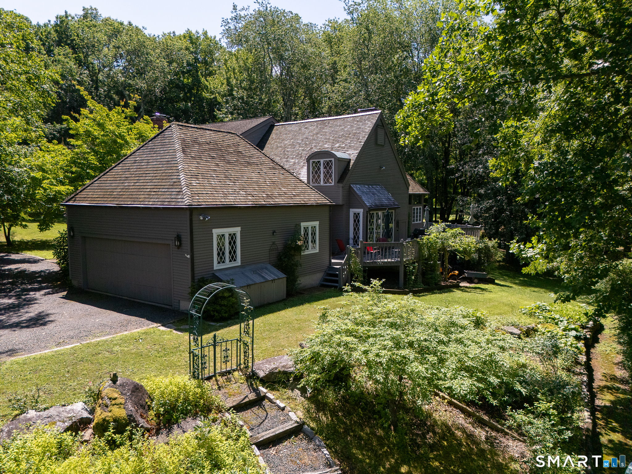 82 Taunton Hill Road Property Photo 2