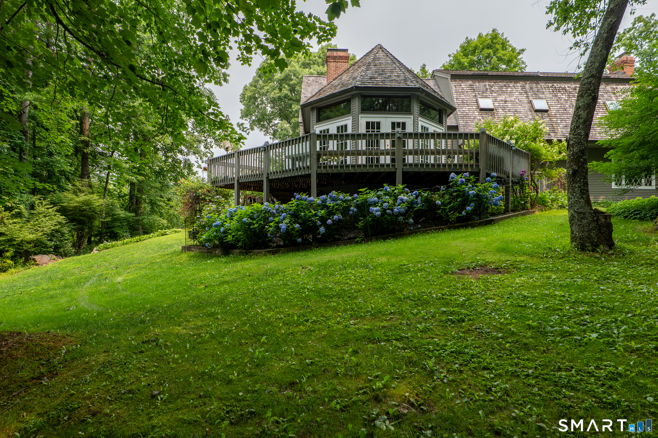 82 Taunton Hill Road Property Photo 4