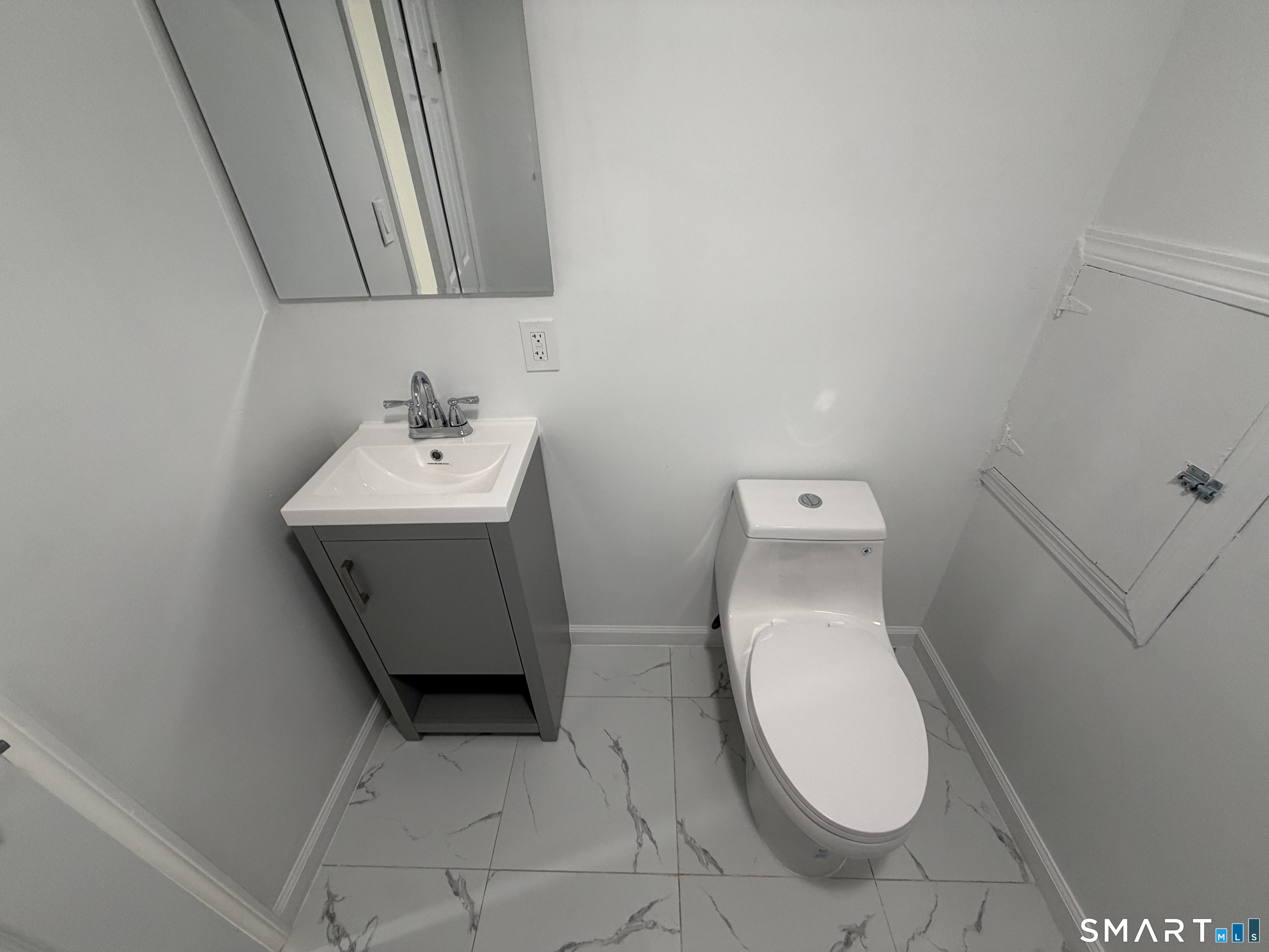 762 Woodin Street Property Photo 22