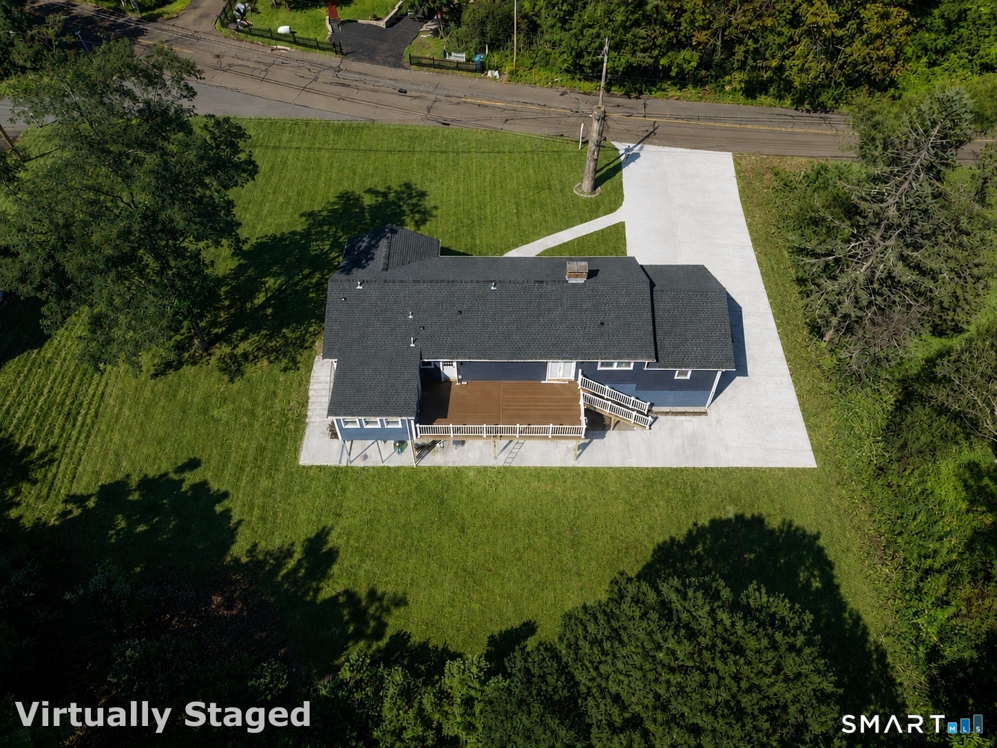 762 Woodin Street Property Photo 26