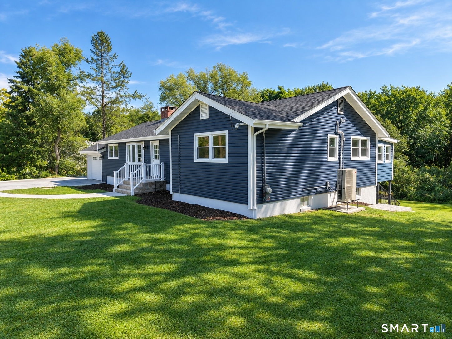 762 Woodin Street Property Photo 27