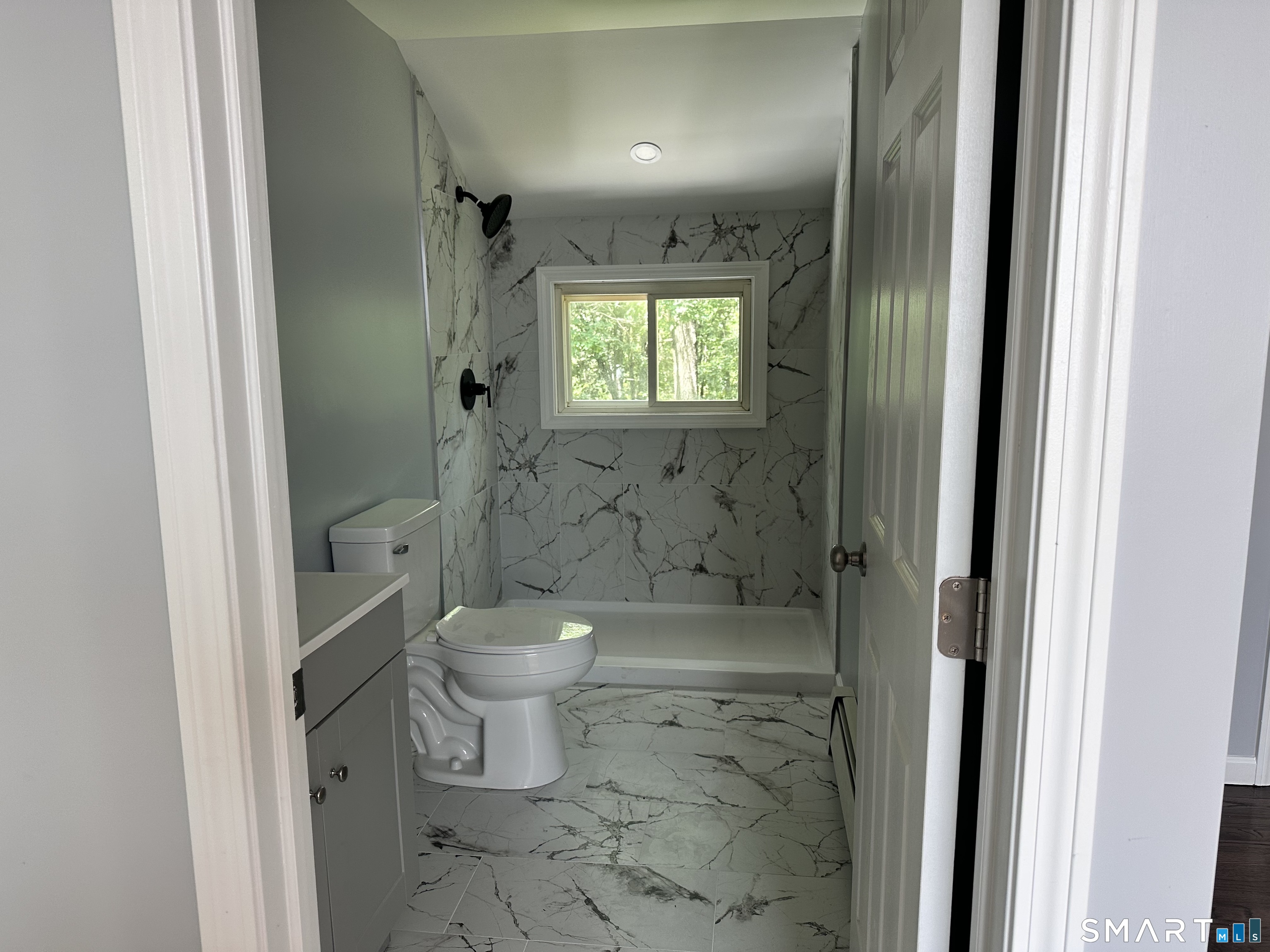 59 Hoadley Creek Circle Property Photo 8