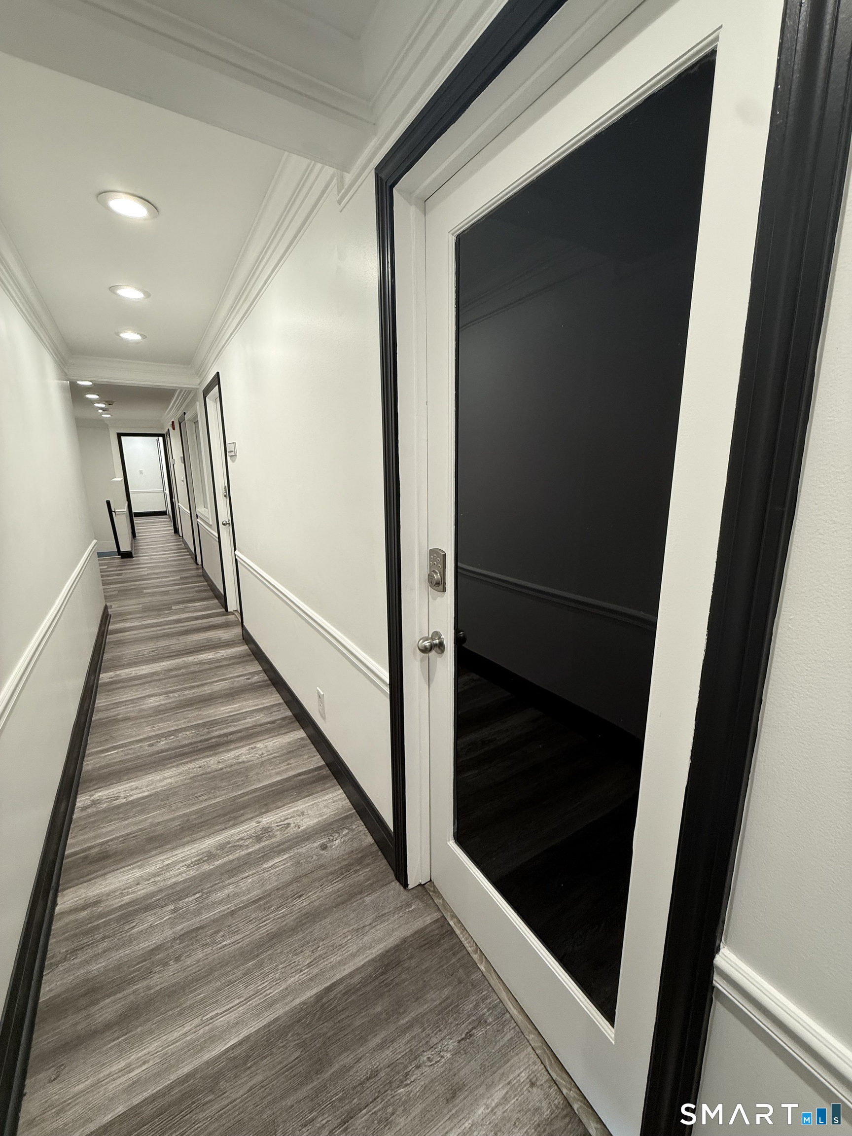 24190120 Property Photo 2