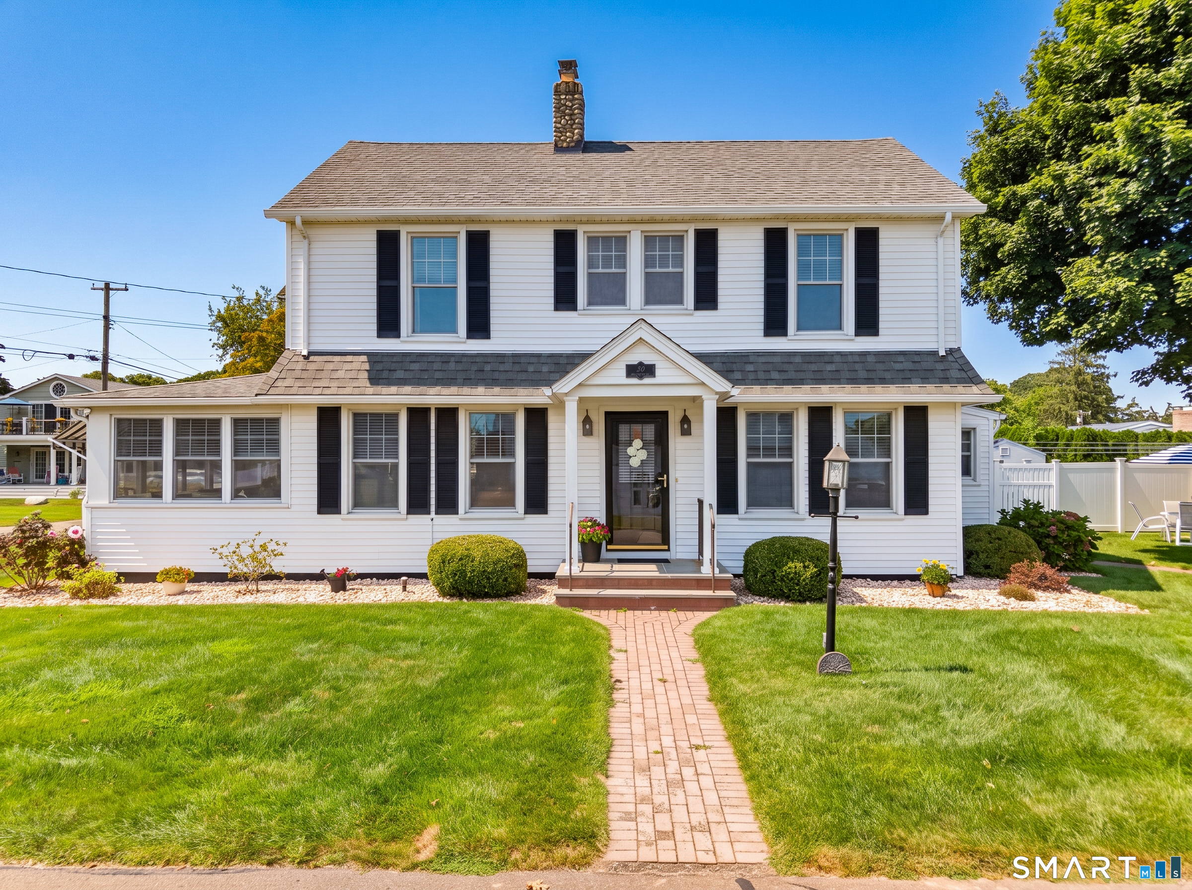 30 Neptune Drive Property Photo 1