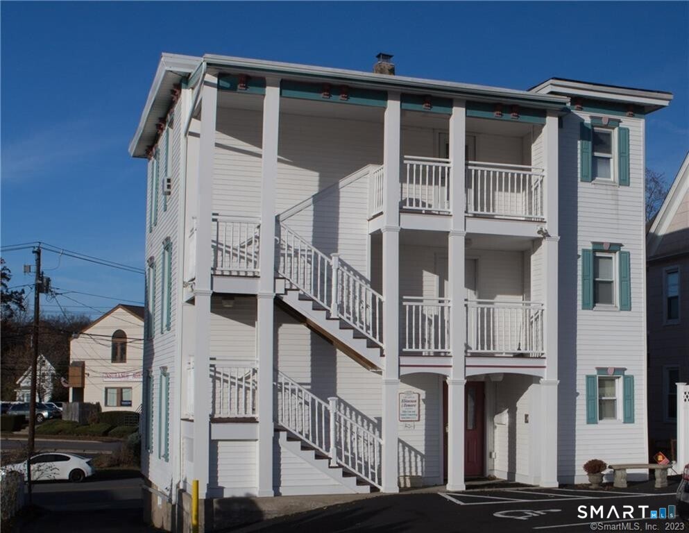 115 Tunxis Hill 2nd Floor Road Property Photo 2