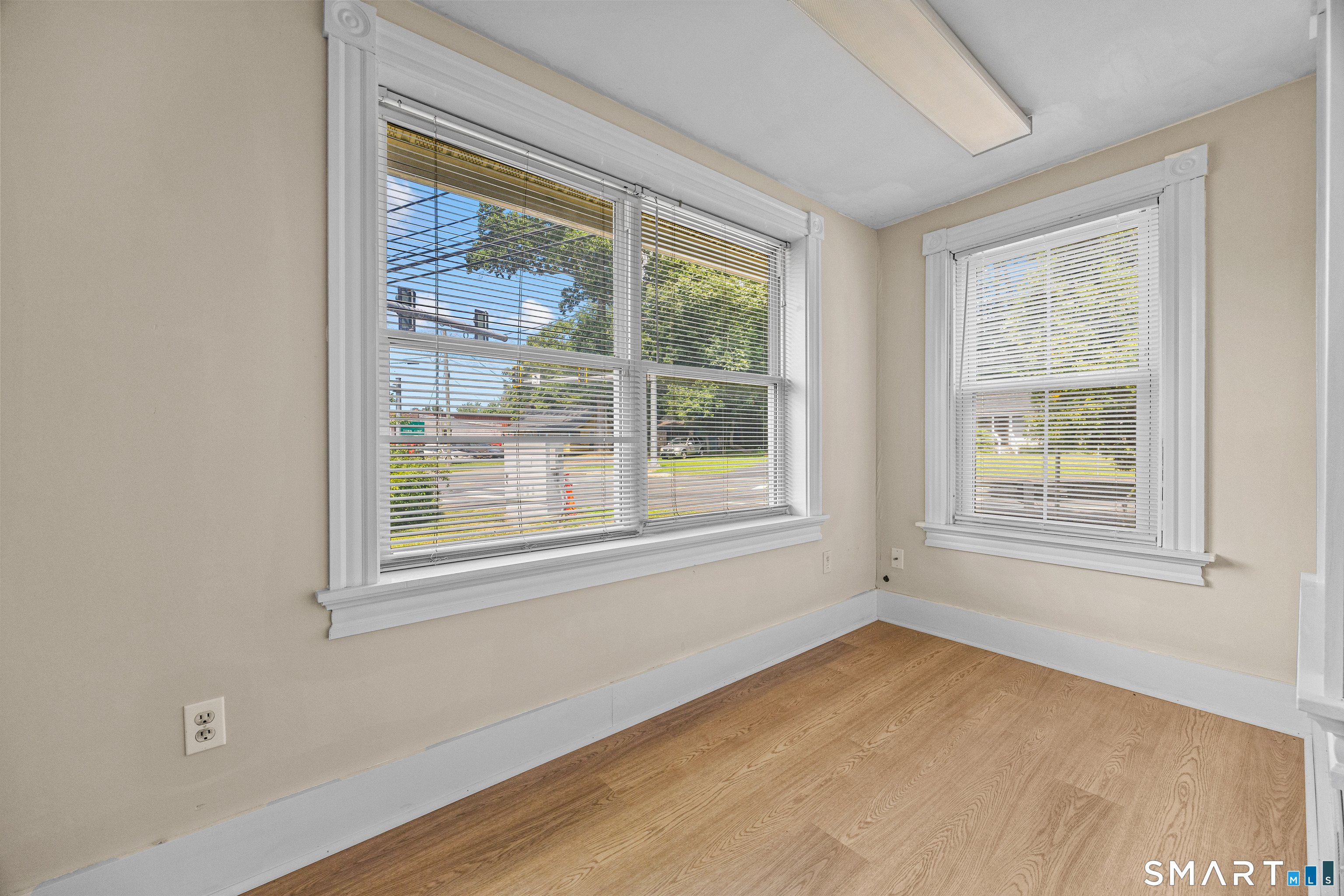 85 School Ground Road Property Photo 8