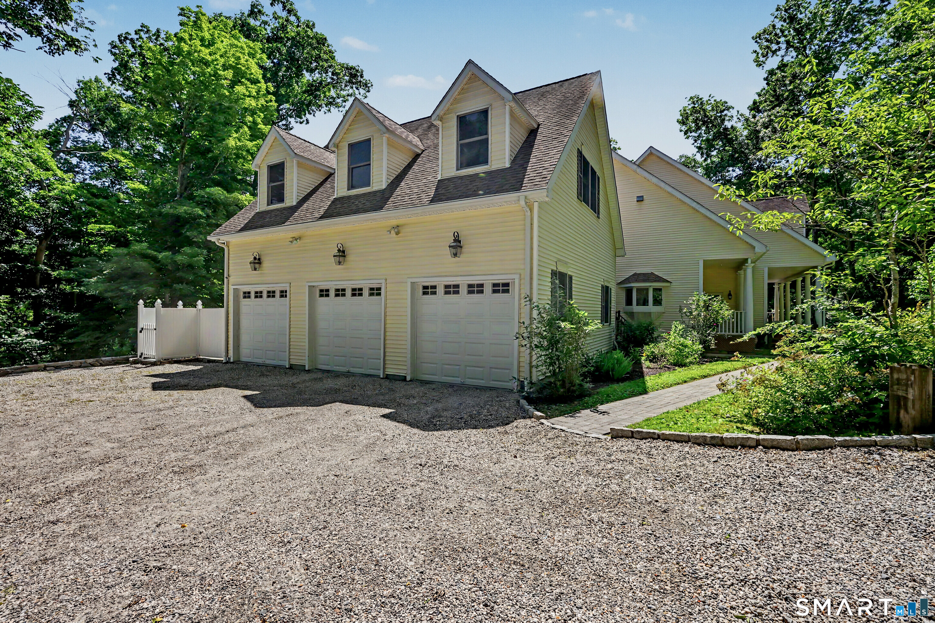 170 Judd Road Property Photo 4