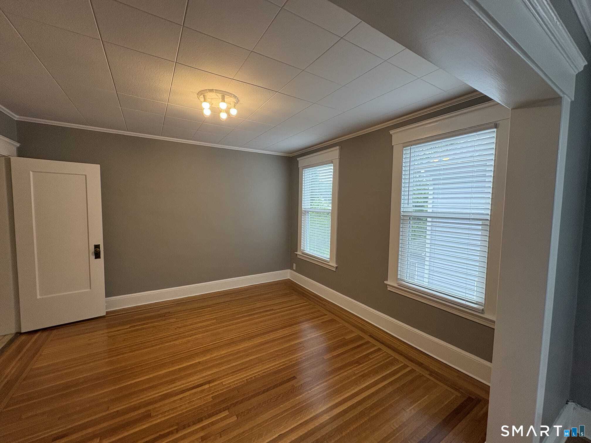 829 Edgewood 2nd Fl Avenue Property Photo 2