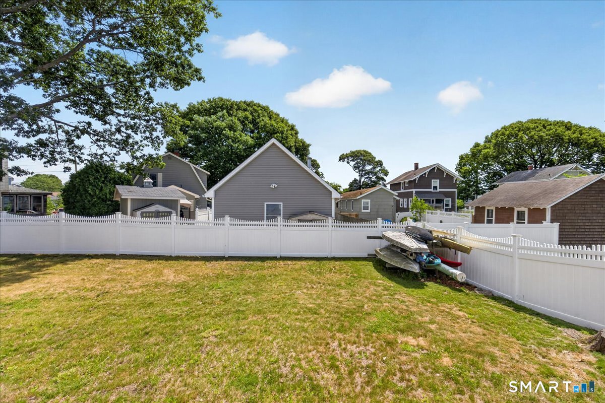 33 Warren Street Property Photo 5