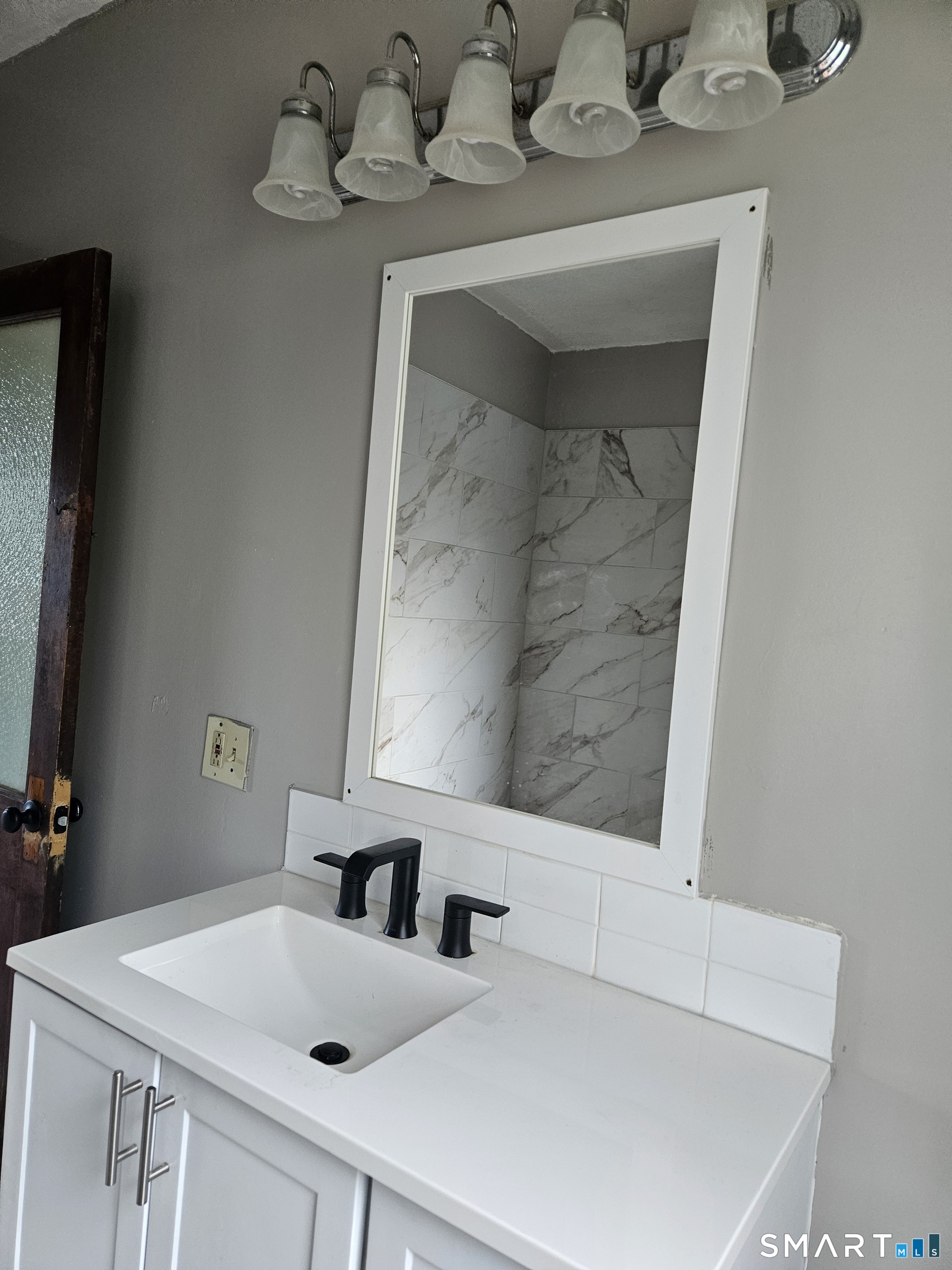 48 Poplar Street Property Photo 5