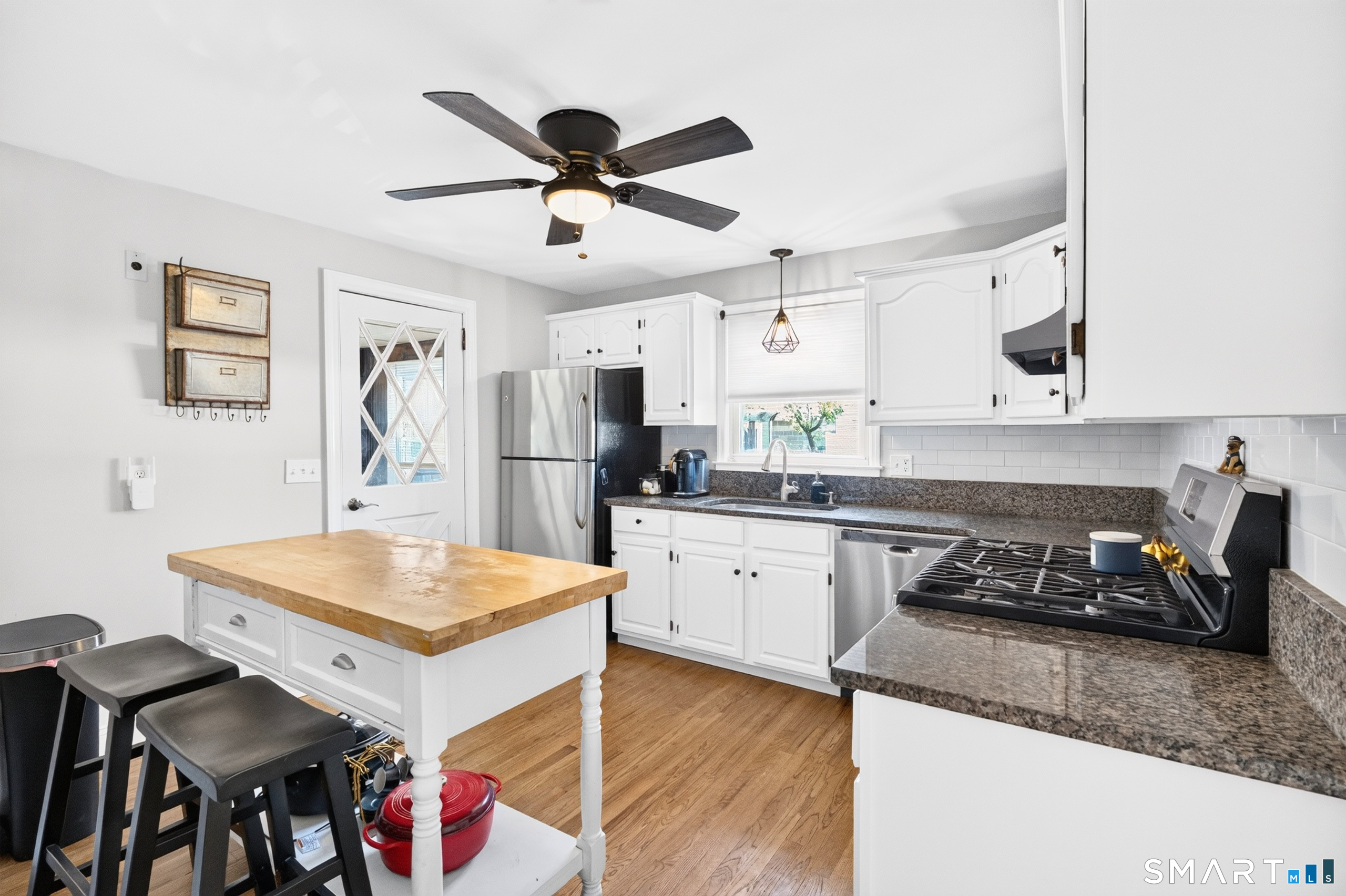 143 Alexander Avenue Property Photo 2
