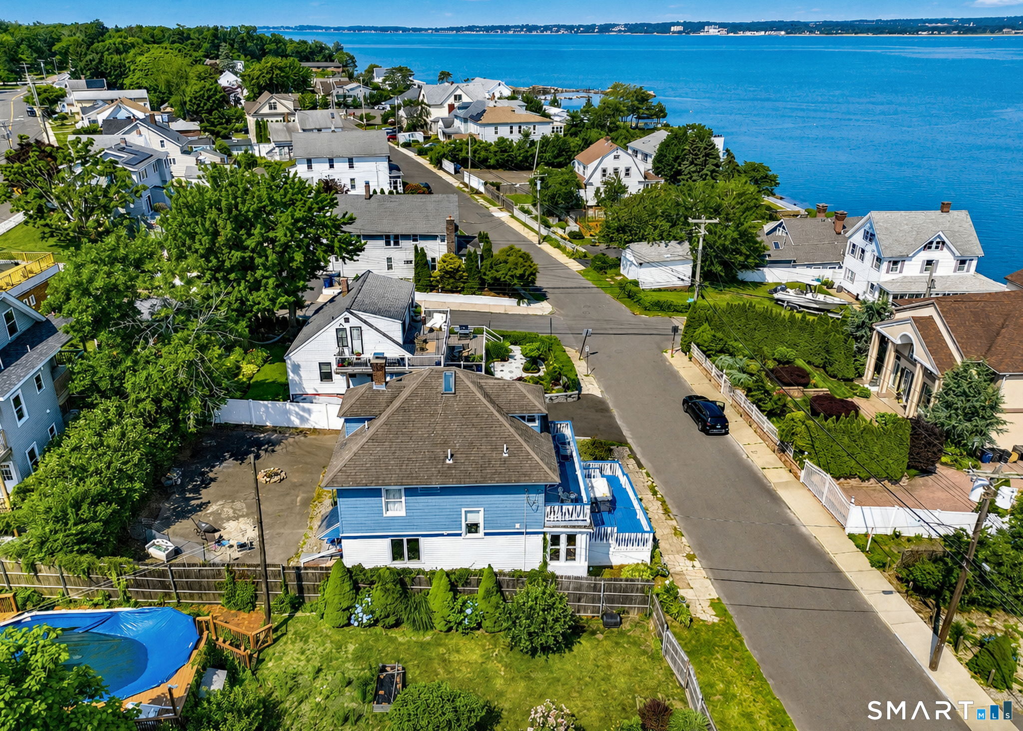 119 Cove Street Property Photo 6