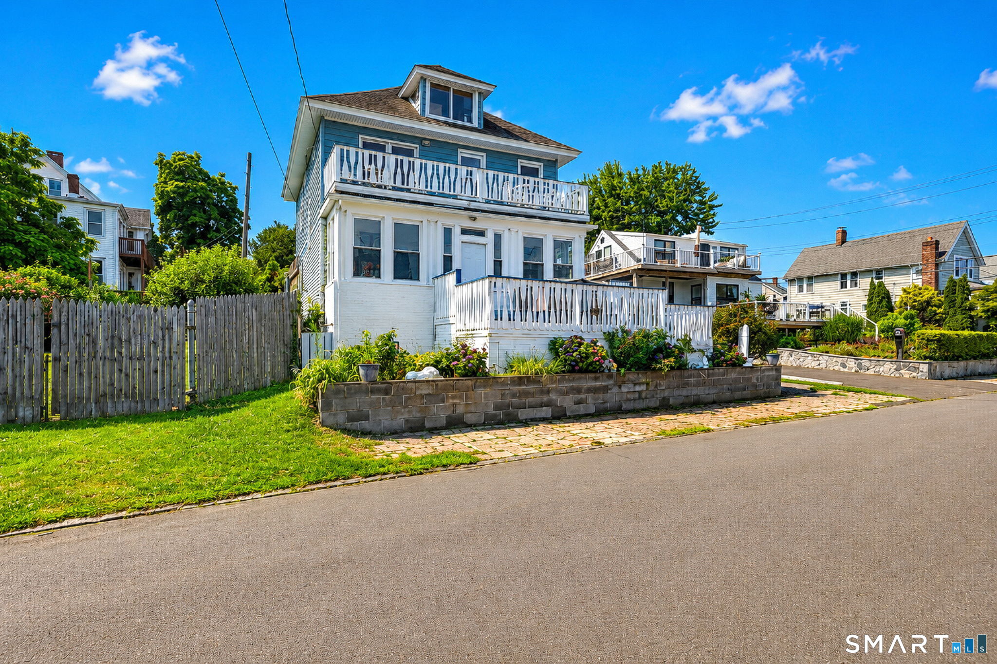119 Cove Street Property Photo 32