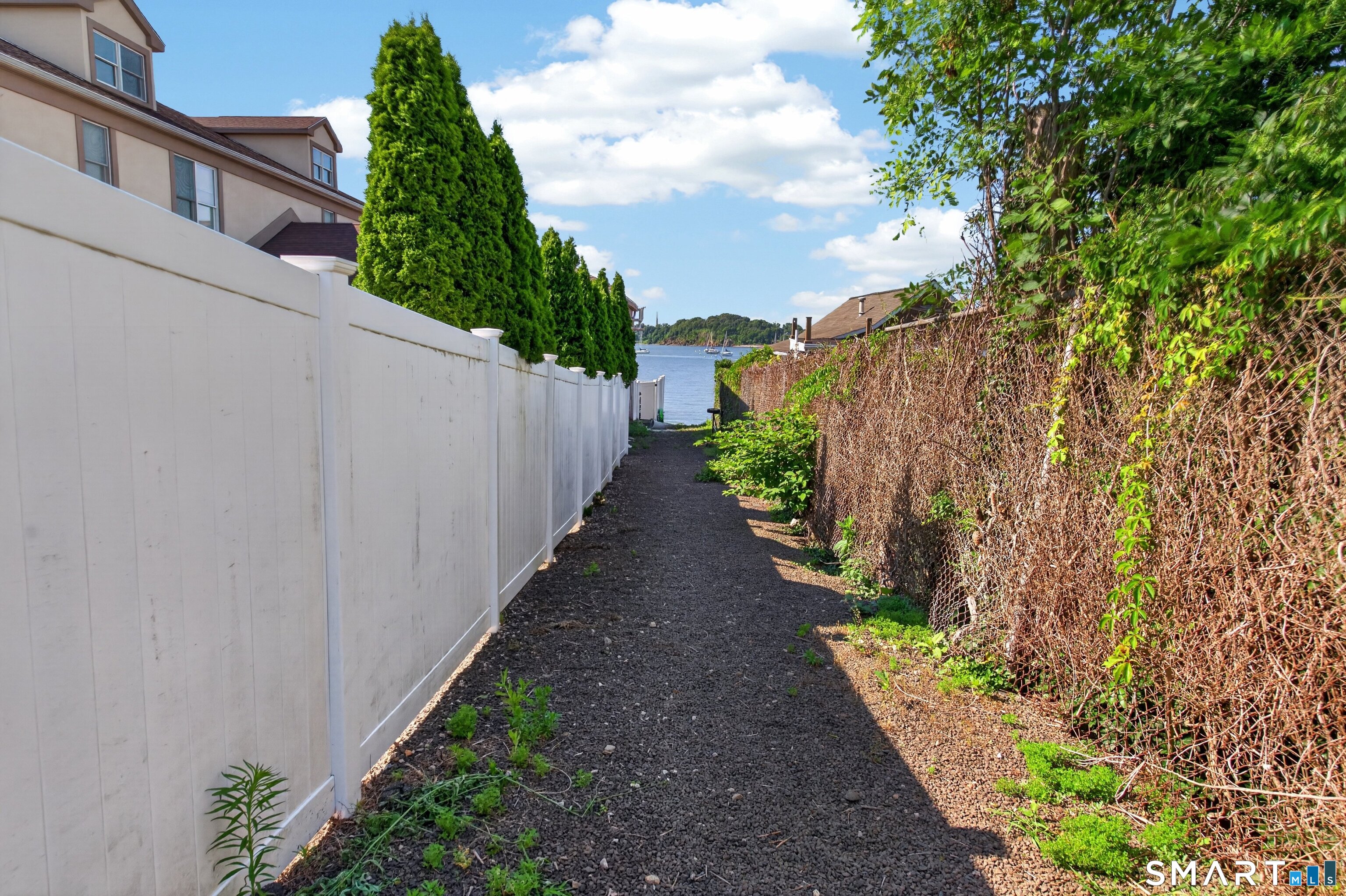 119 Cove Street Property Photo 33
