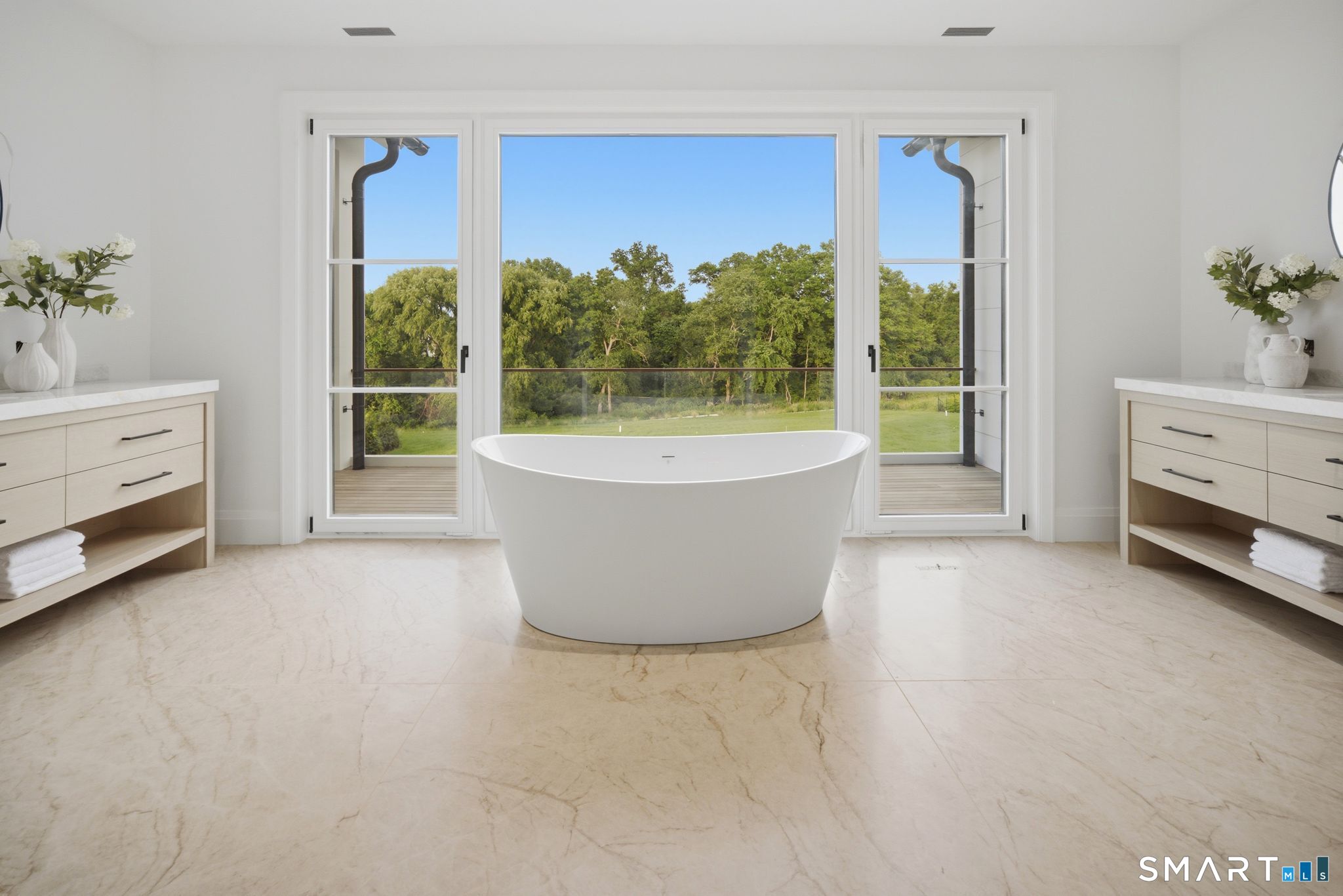 10 Beltas Farm Lane Property Photo 32