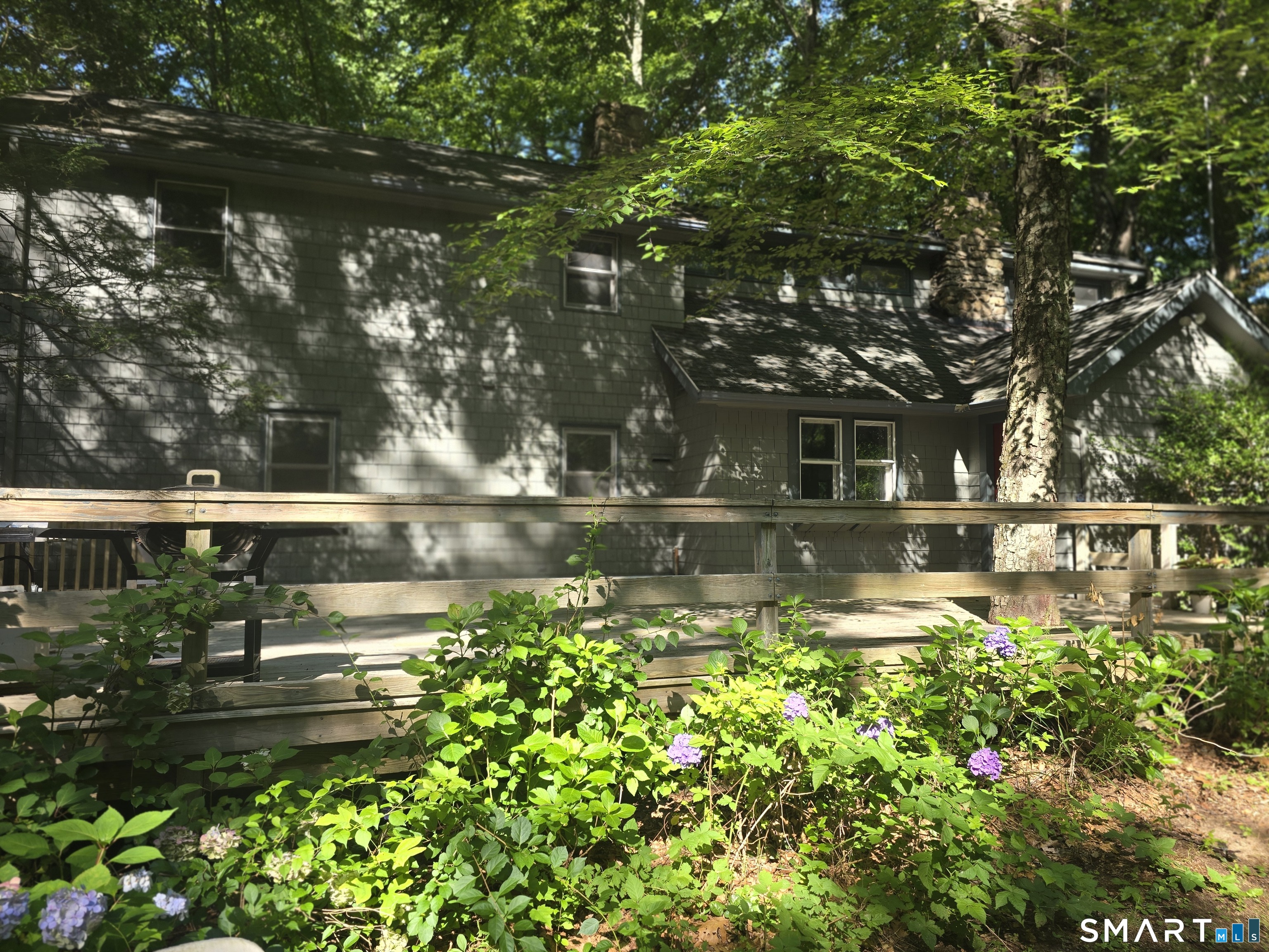 17 Bradley Lane Property Photo 4