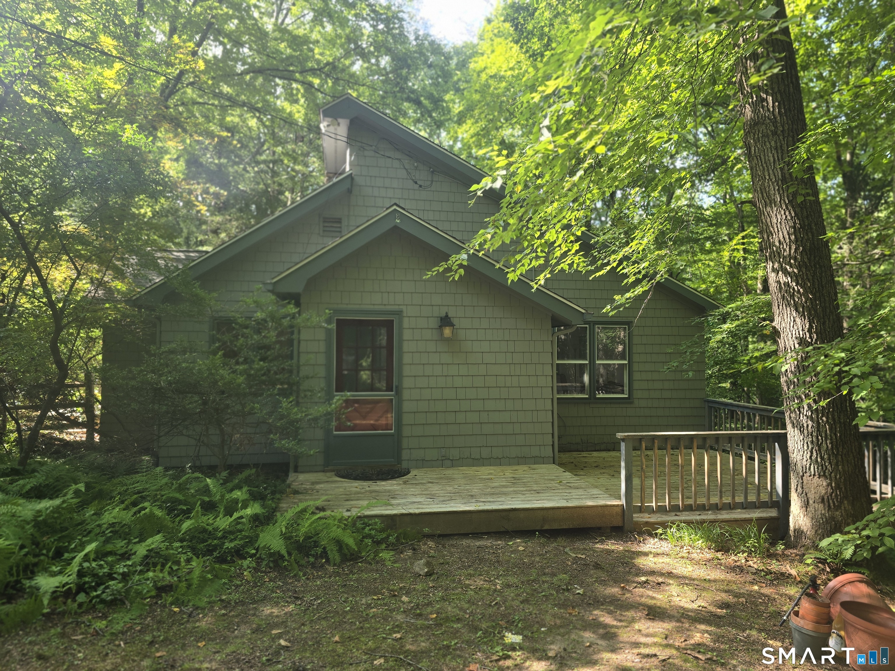 17 Bradley Lane Property Photo 6