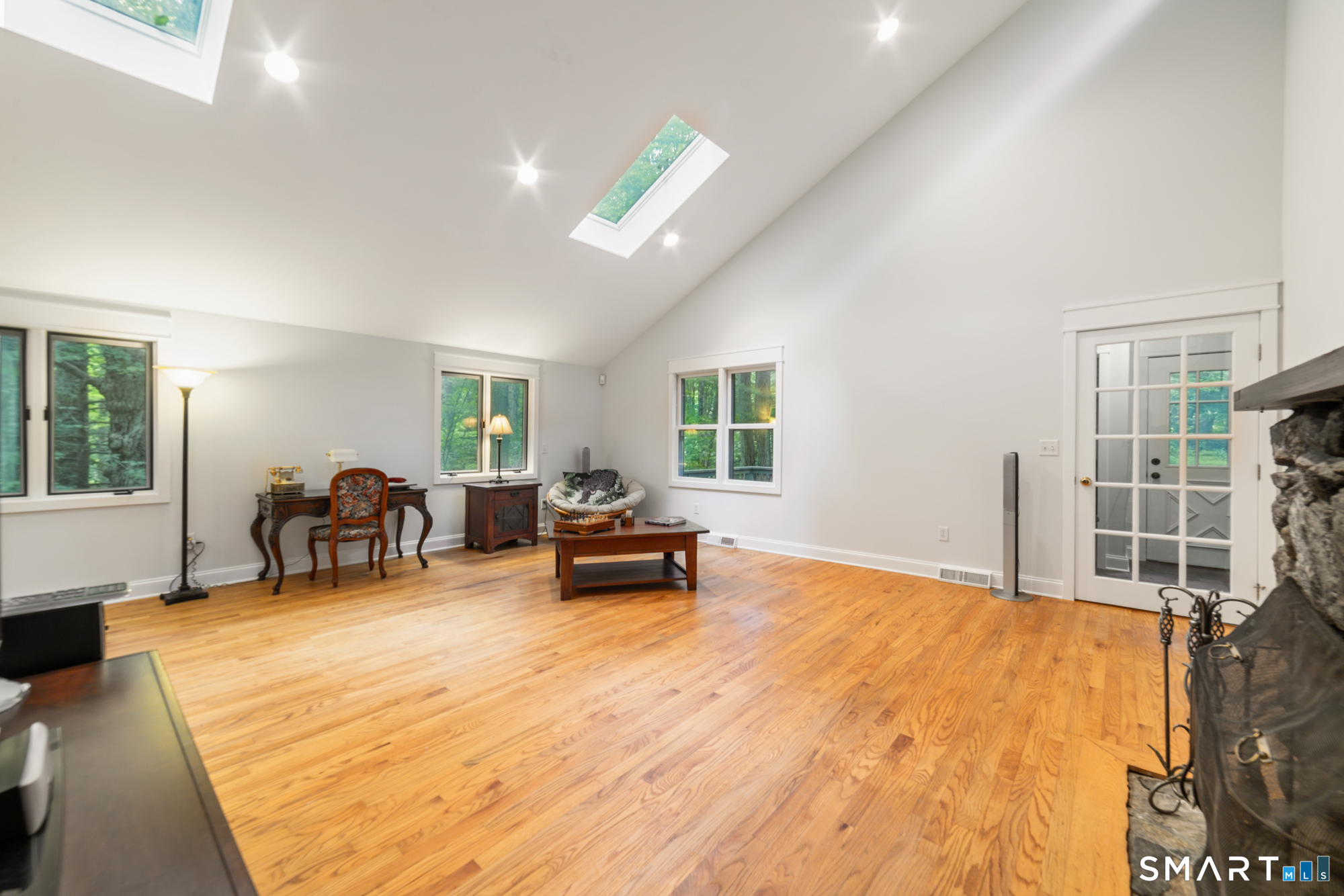 17 Bradley Lane Property Photo 8