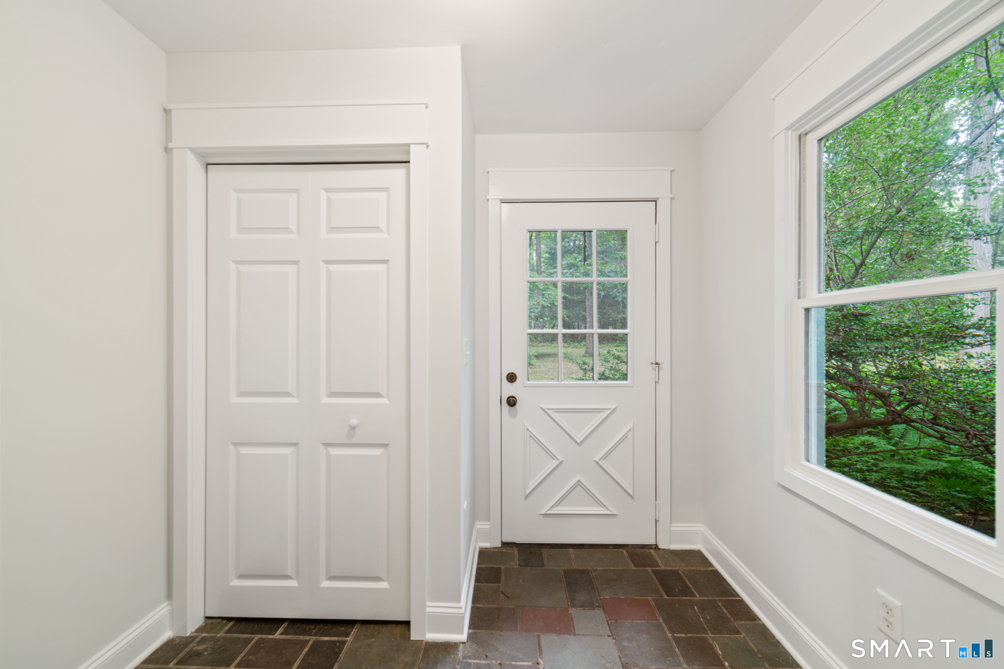 17 Bradley Lane Property Photo 34