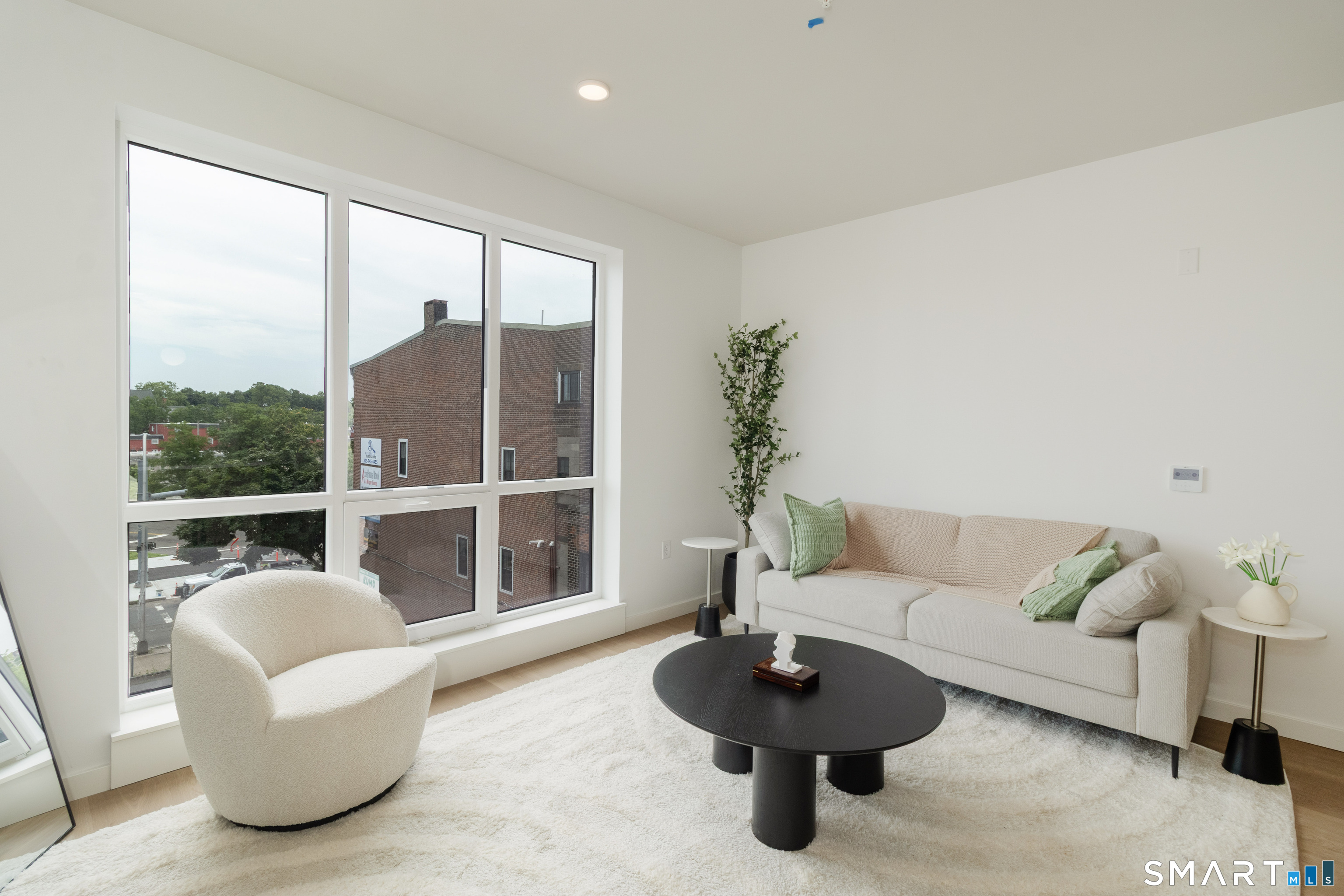 19 Elm 413 Street Property Photo 1