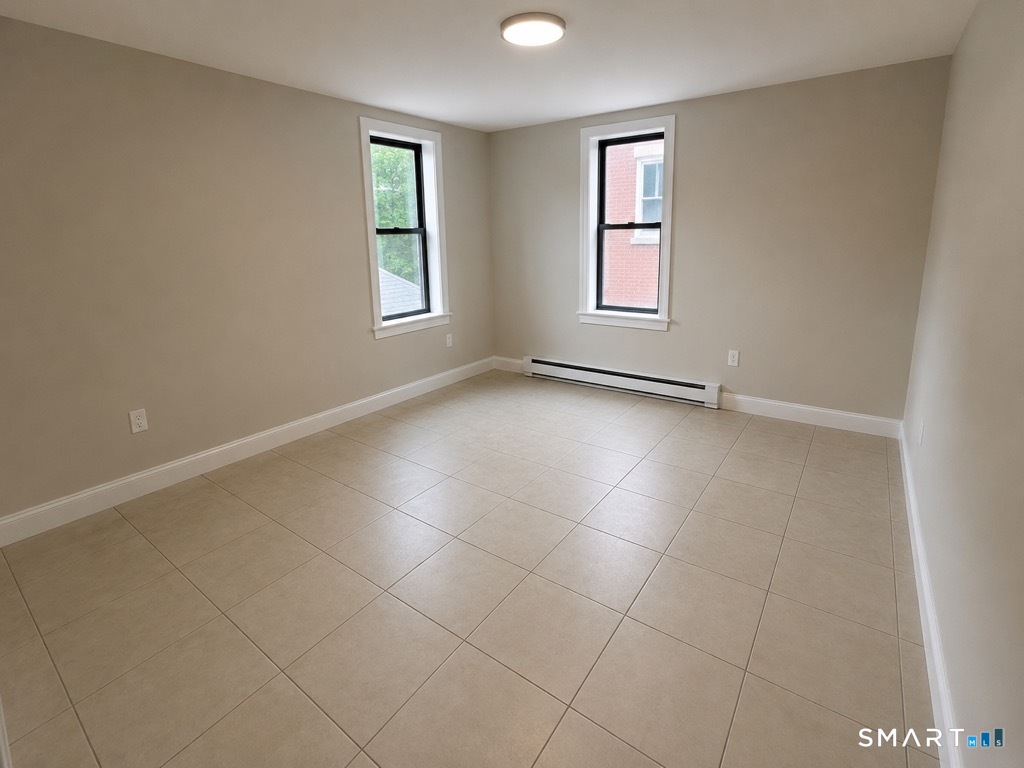 502 Main East Street Property Photo 24