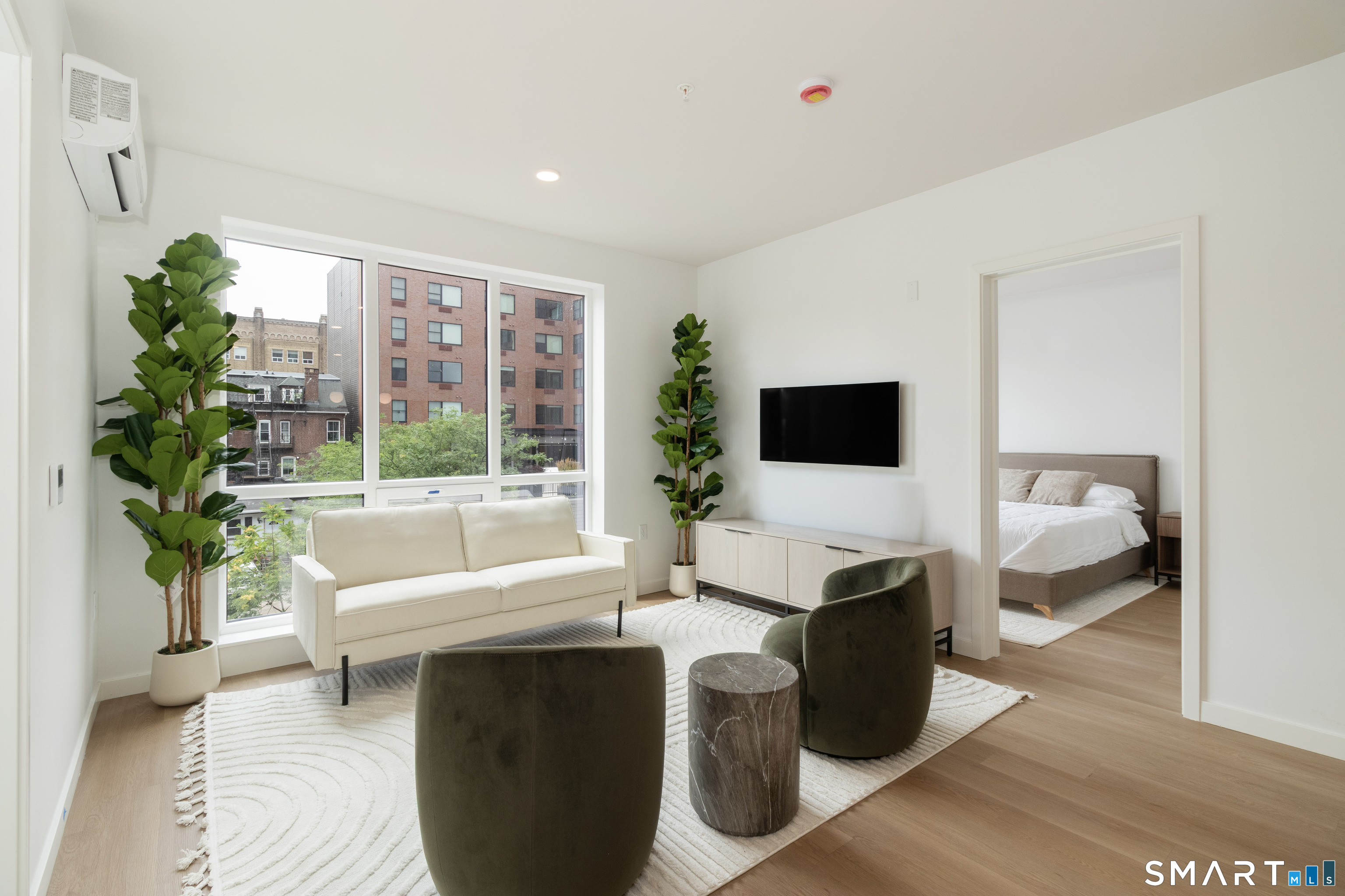 19 Elm 404 Street Property Photo 1
