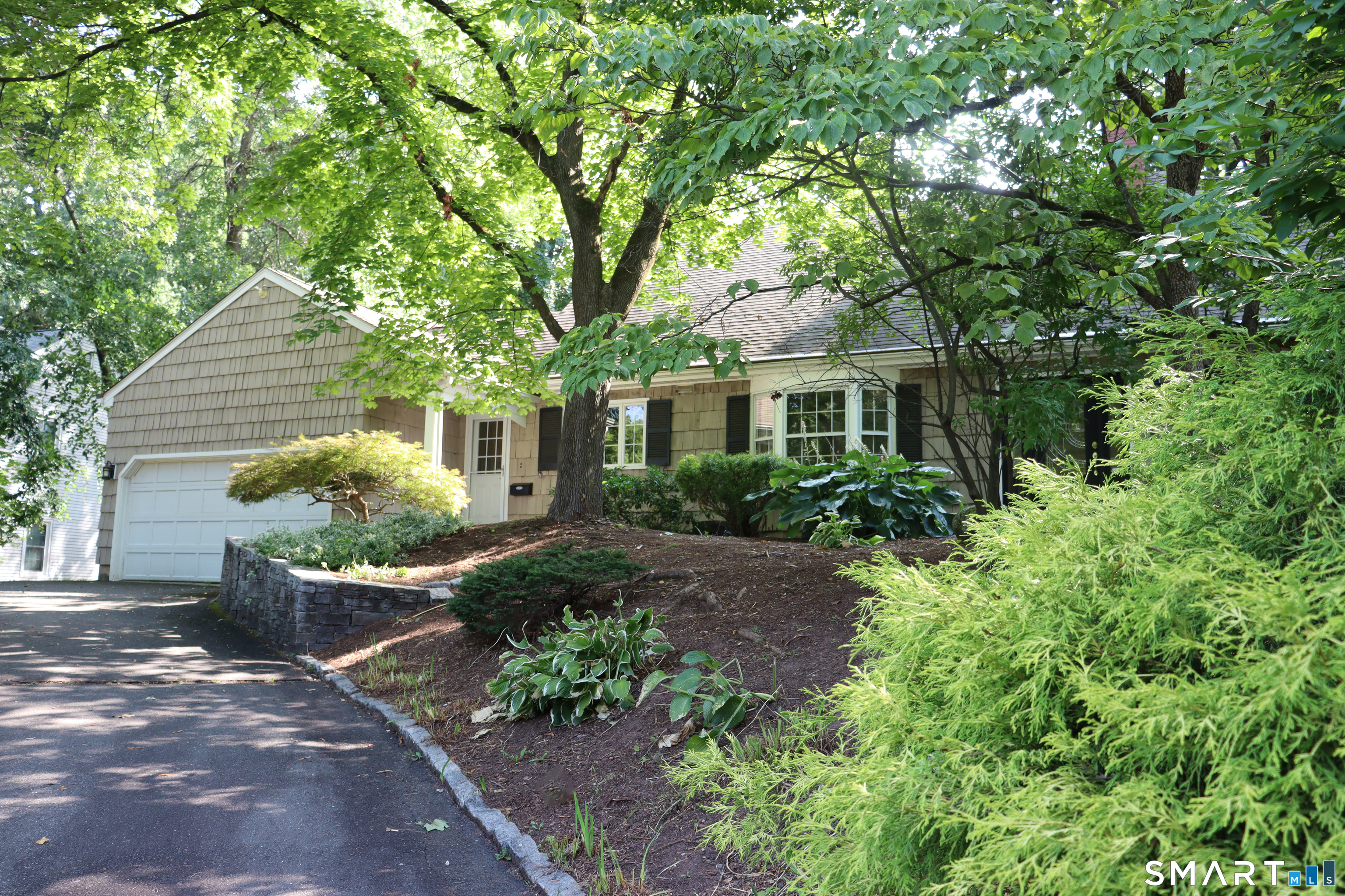 50 Woodridge Circle Property Photo 1