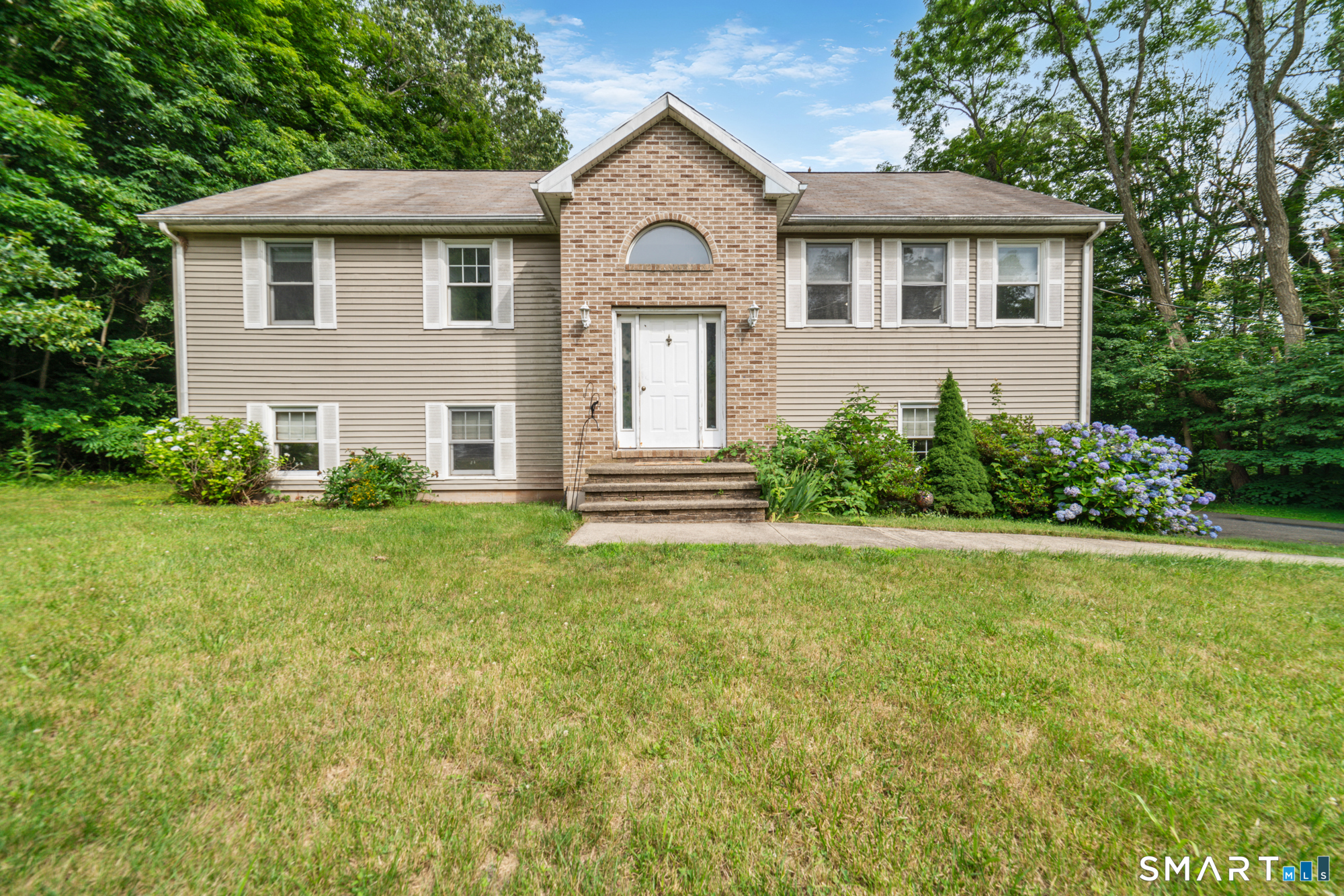 1 Lasalette Way Property Photo 2