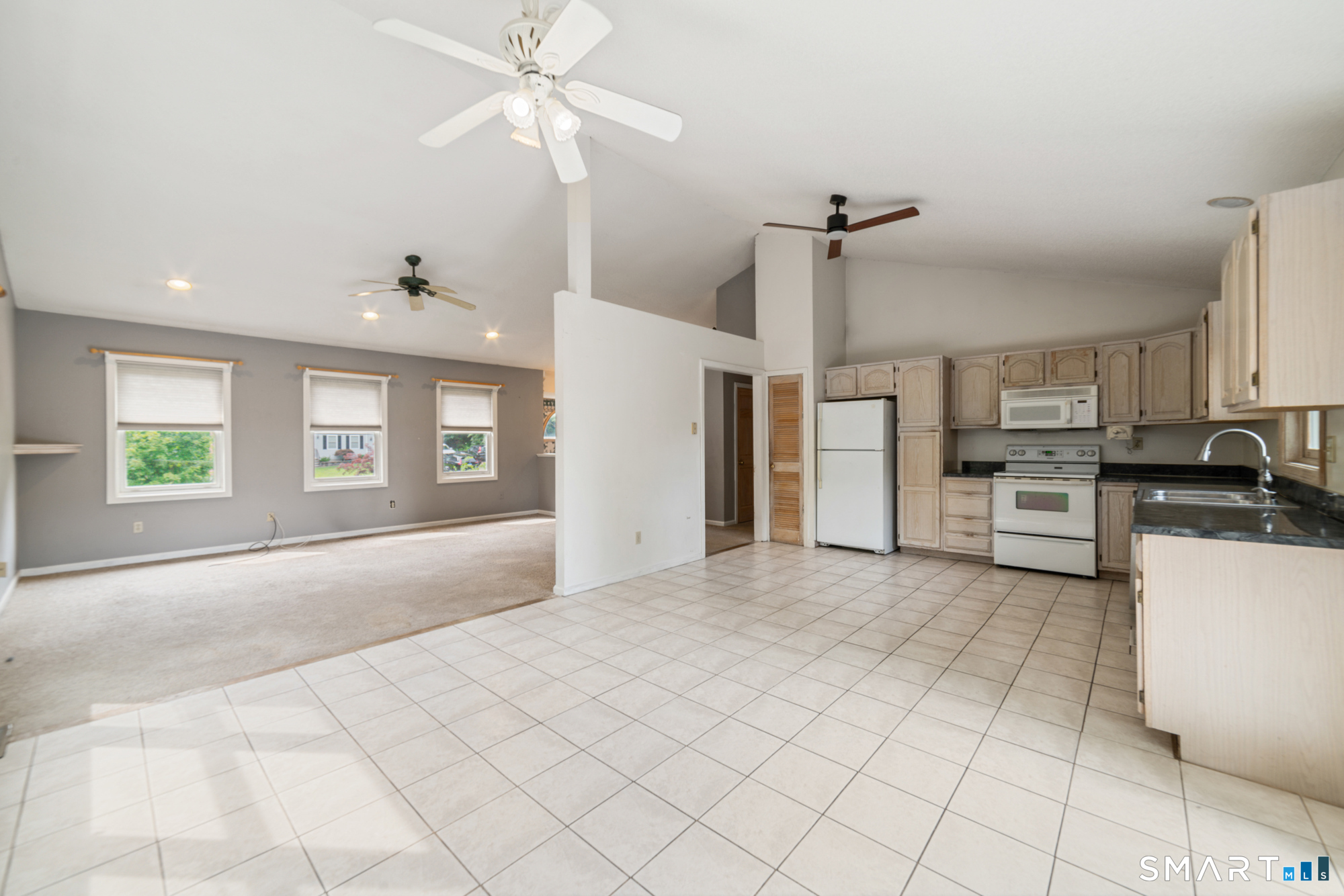 1 Lasalette Way Property Photo 14