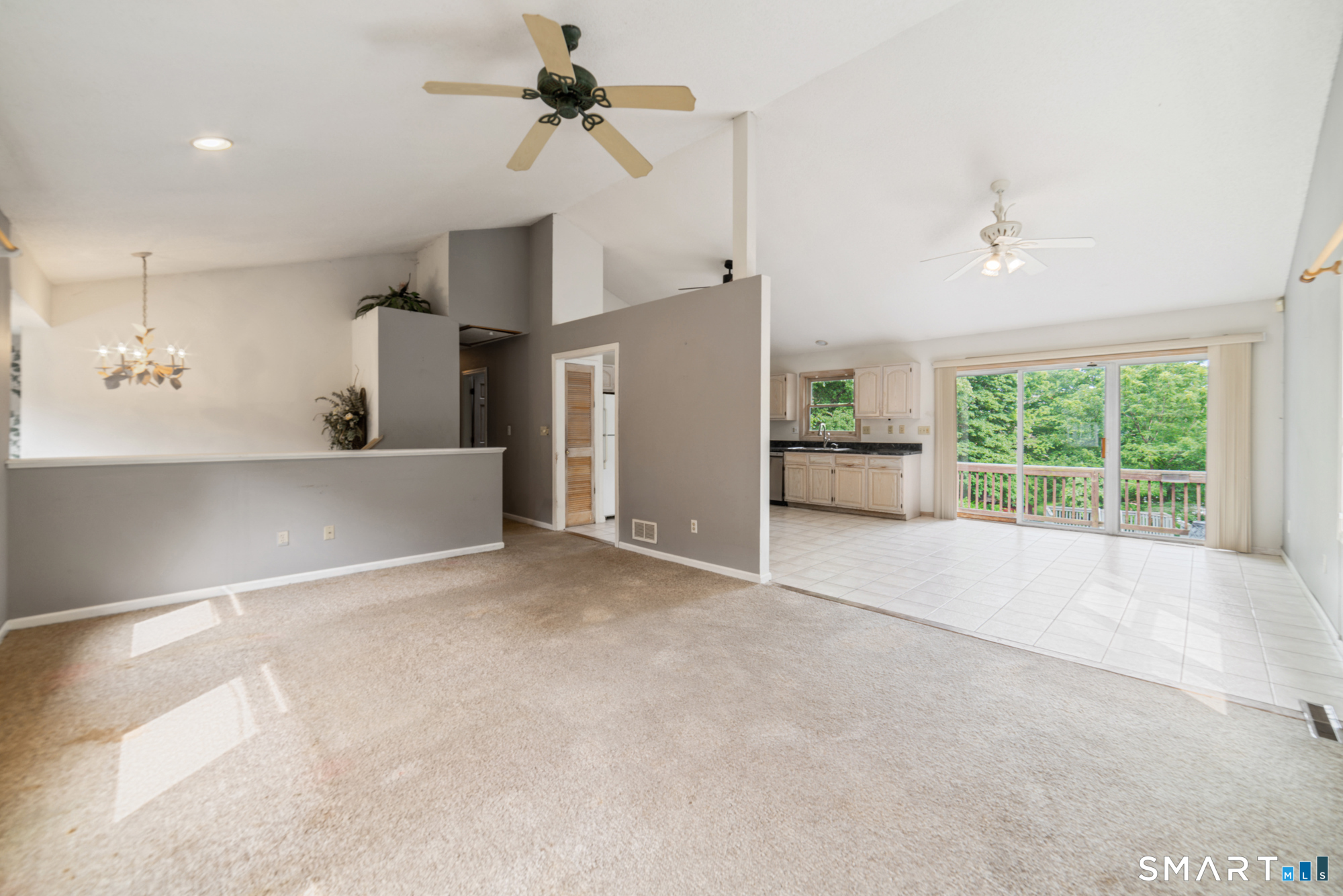 1 Lasalette Way Property Photo 18