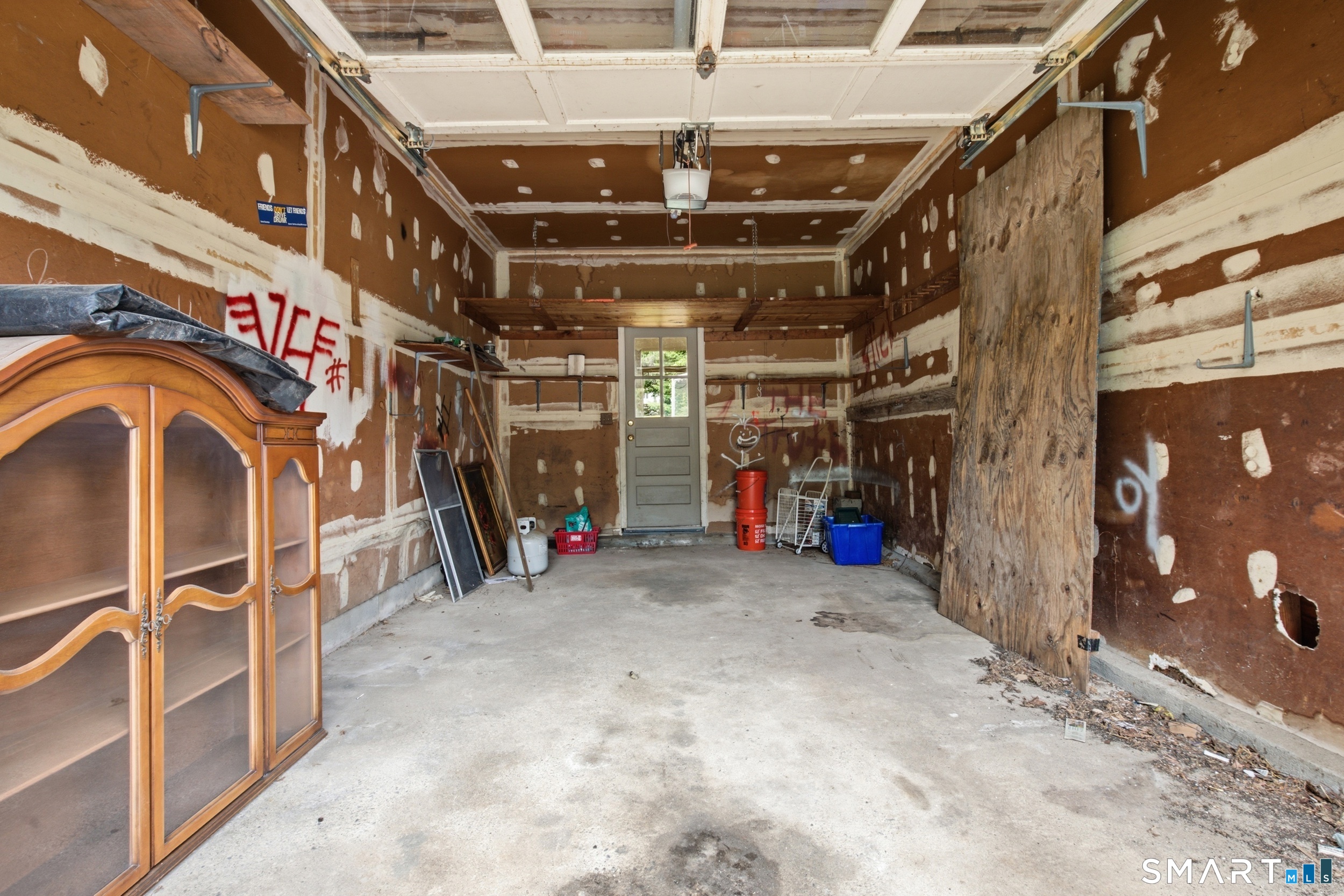 16 Floral Lane Property Photo 24