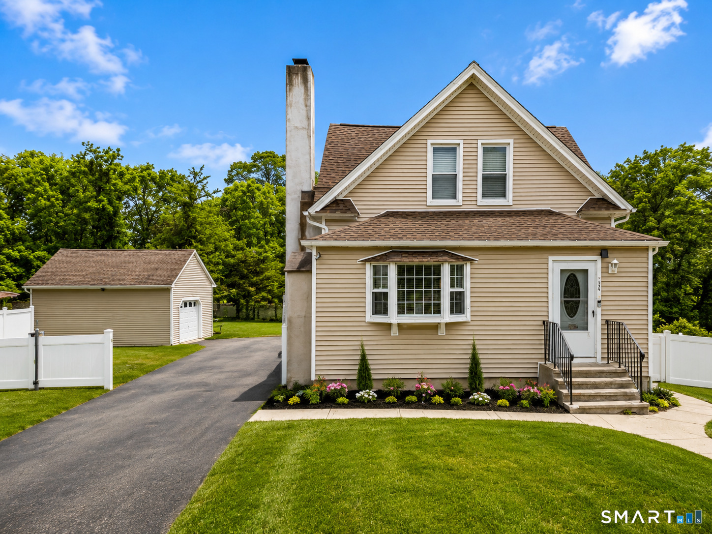 34 Lansing Avenue Property Photo 1