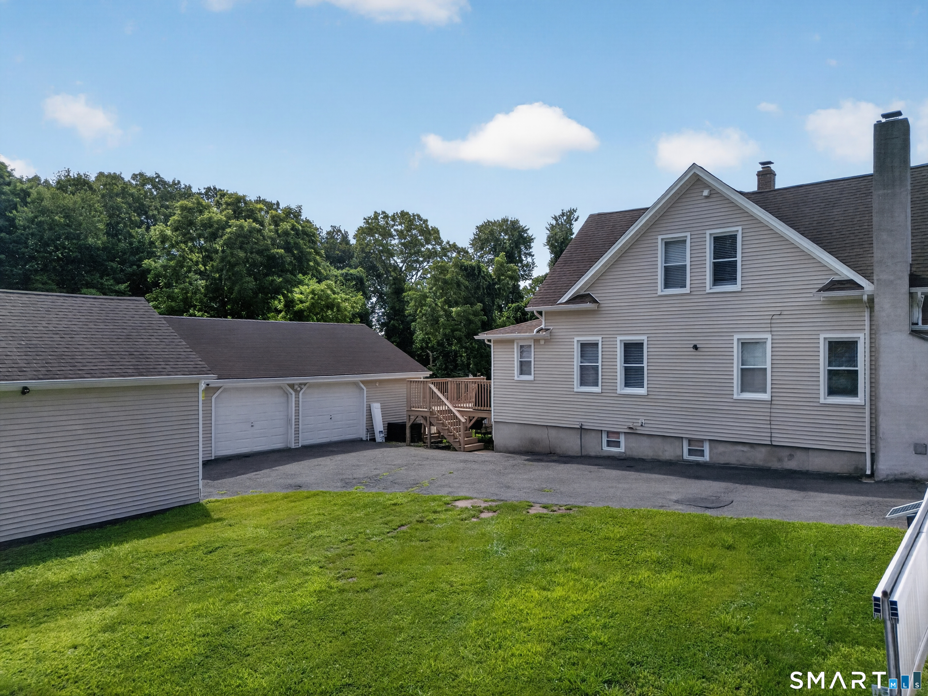 34 Lansing Avenue Property Photo 4